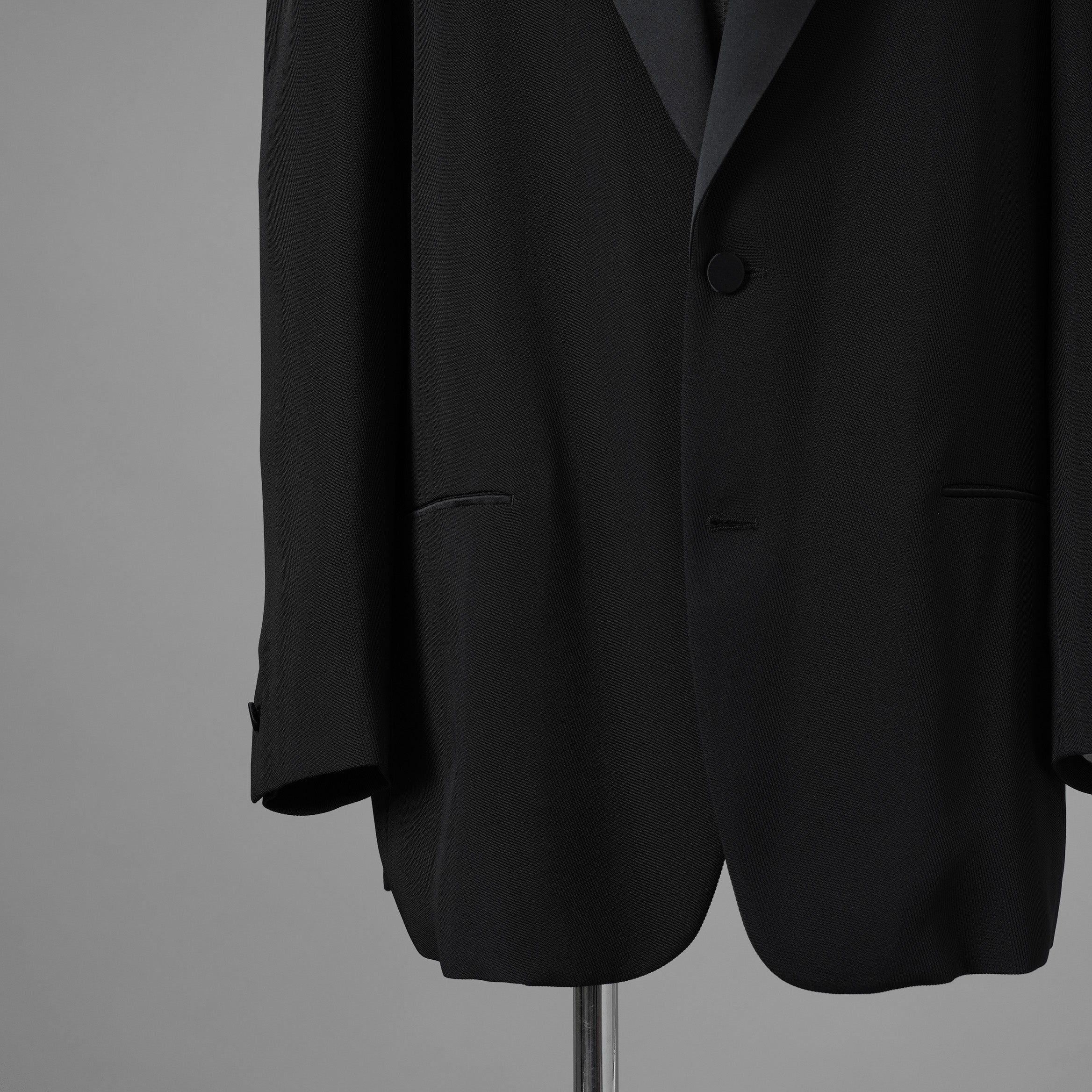 OVERCOAT オーバーコート  / 美品 25SS タキシードジャケット PEAKED LAPEL 1B TUXEDO / S25J038-DWT / size M (BLACK) 352050-in-ue