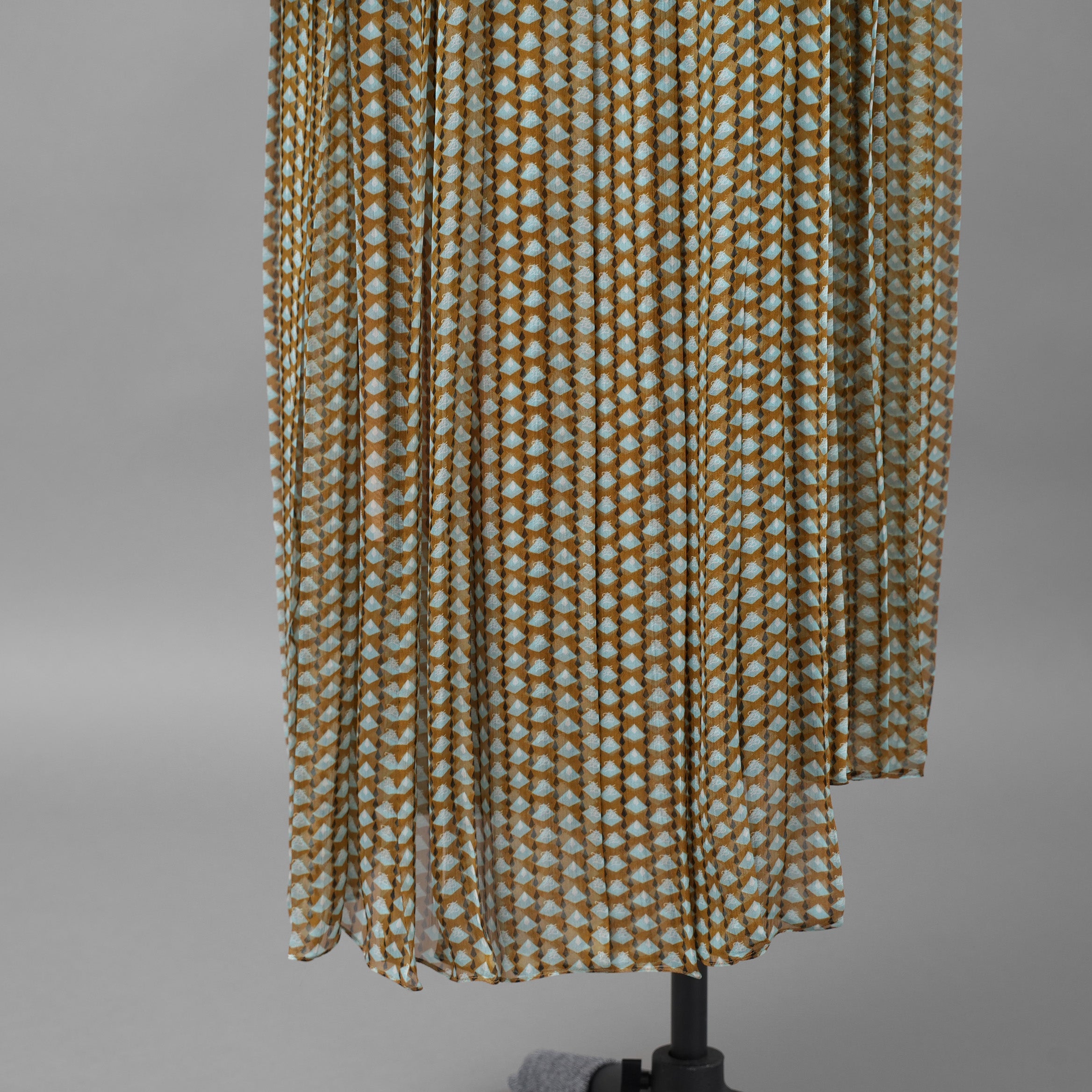 FENDI フェンディ /美品 20SS Belted Draped Pleated Printed Silk-Chiffon Midi Dress ベルト付き プリント シルクシフォン ミディドレス ワンピース/ FDA651 A5XF / size 40 (OLIVE GREEN) レディース