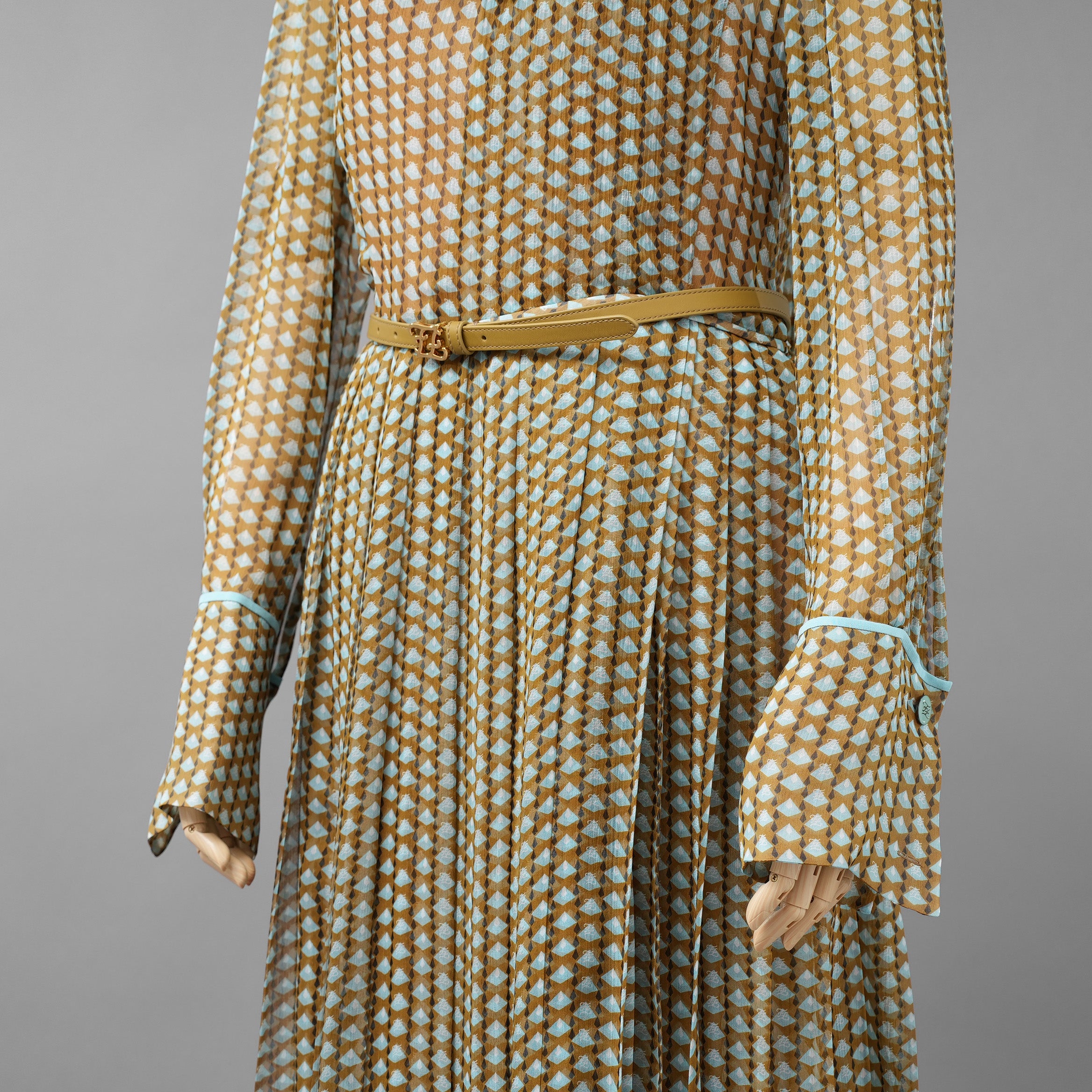 FENDI フェンディ /美品 20SS Belted Draped Pleated Printed Silk-Chiffon Midi Dress ベルト付き プリント シルクシフォン ミディドレス ワンピース/ FDA651 A5XF / size 40 (OLIVE GREEN) レディース