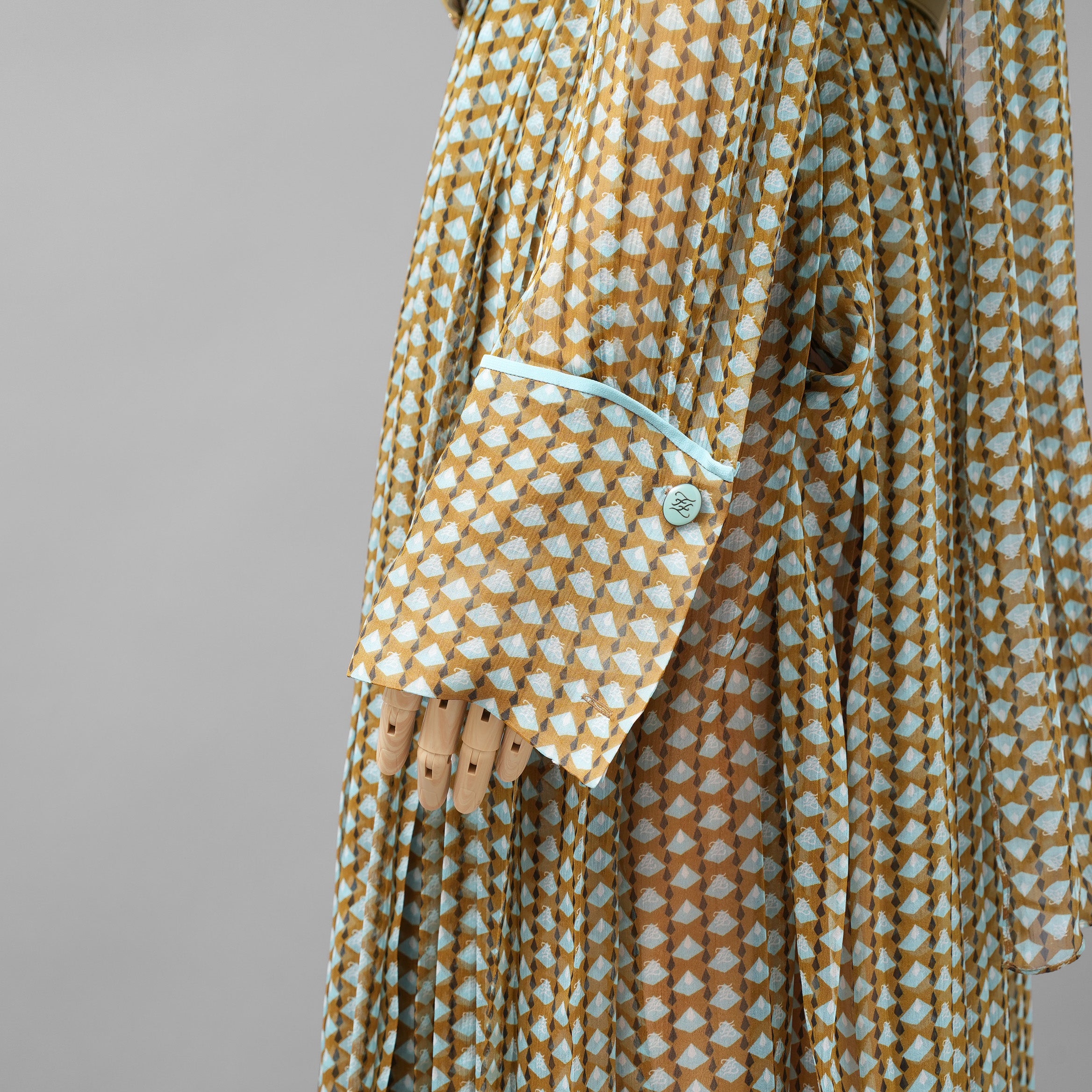 FENDI フェンディ /美品 20SS Belted Draped Pleated Printed Silk-Chiffon Midi Dress ベルト付き プリント シルクシフォン ミディドレス ワンピース/ FDA651 A5XF / size 40 (OLIVE GREEN) レディース
