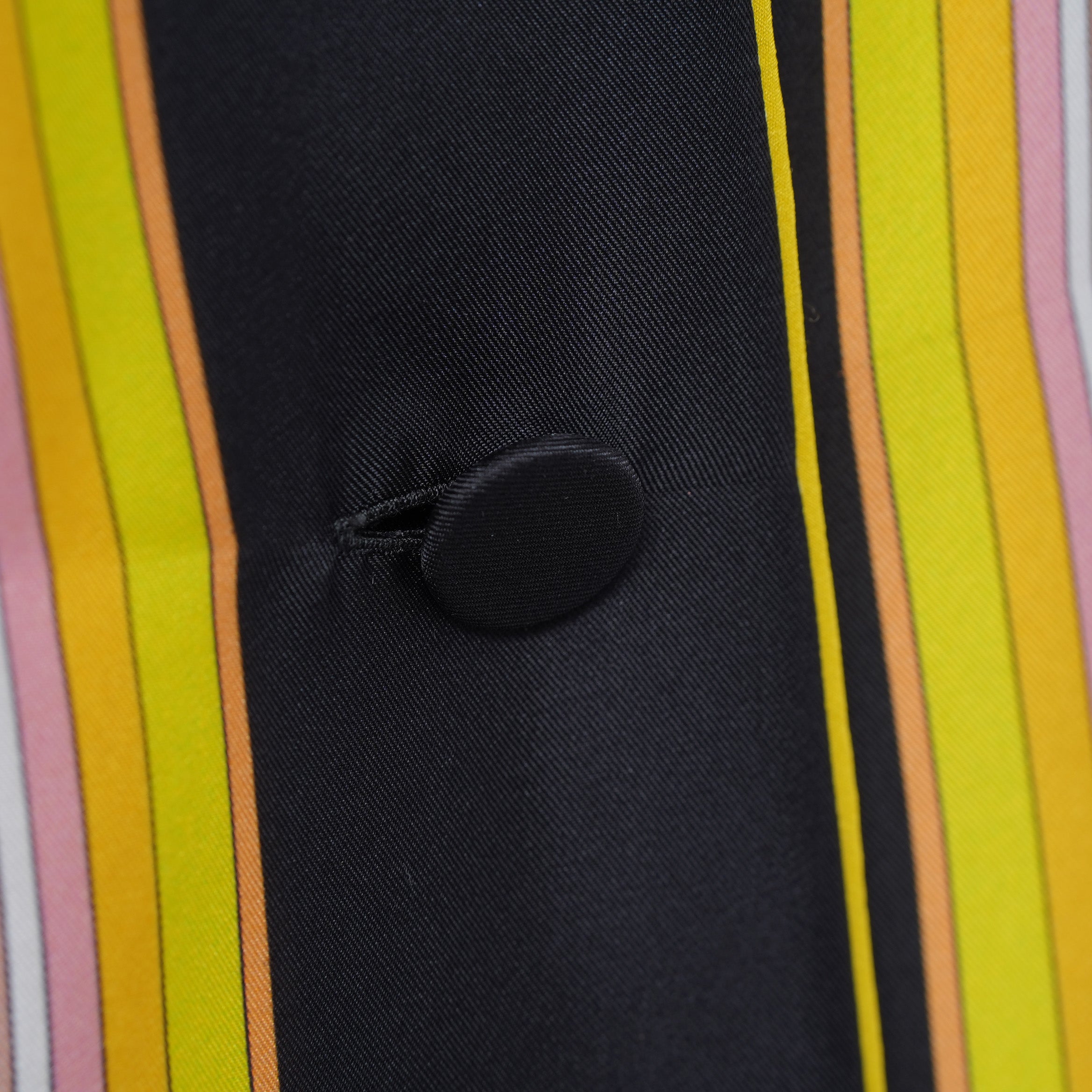EMILIO PUCCI エミリオプッチ / 美品 22SS Battistero バッティステロ プリント シルクツイル  ブラウス / 街並み / 長袖シャツ /  1ERJ501E721 / size 38 (MULTI  COLOR) レディース