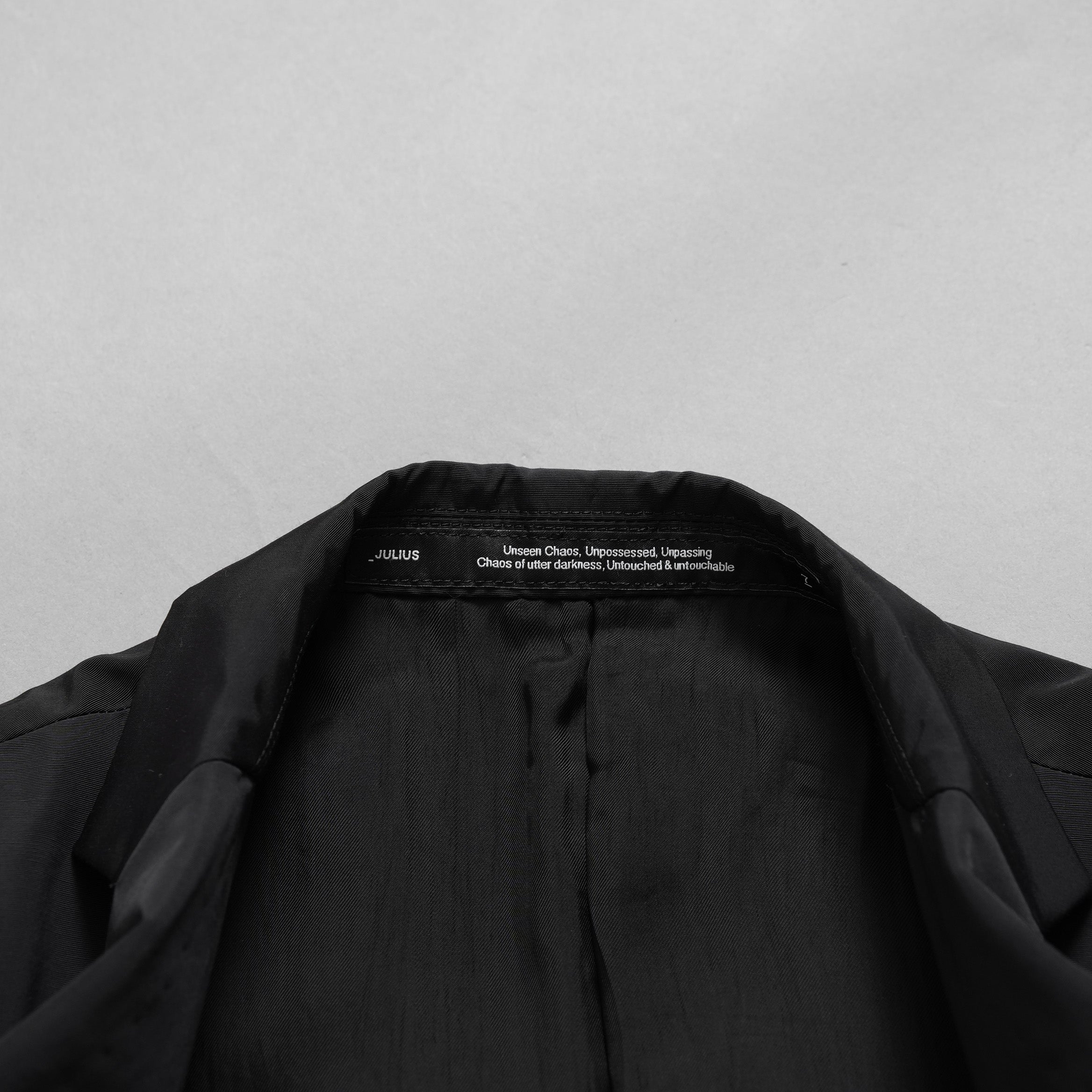 新品 JULIUS ユリウス / 26SS Tailored Jacket NYLON/COTTON GROSGRAIN テーラードジャケット / 937JAM1 / size 2 (BLACK) 123012-alm