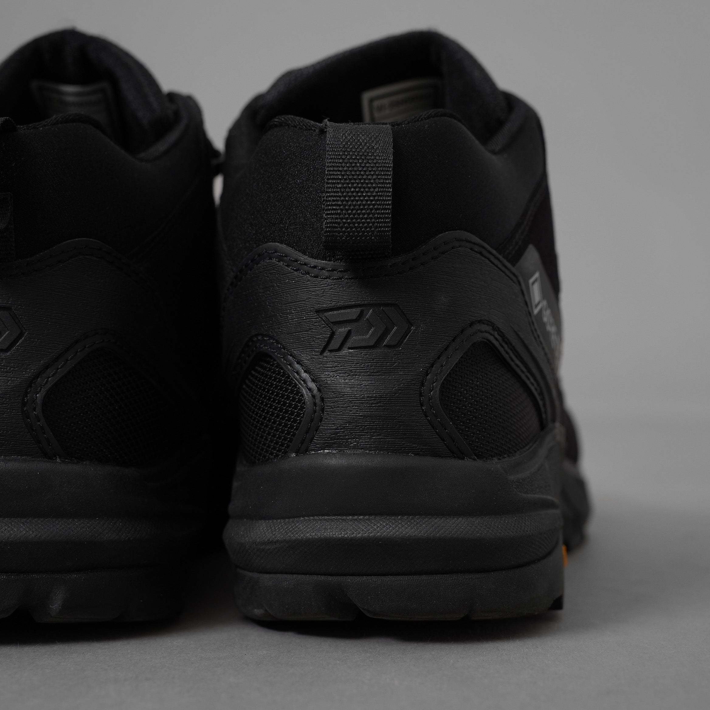 D-VEC / FOGLER GORE-TEX MID フォグラー ゴアテックス ミッドカット スニーカー / VJ-2SH50340 / size 26.5cm (BLACK) 352056-ymu