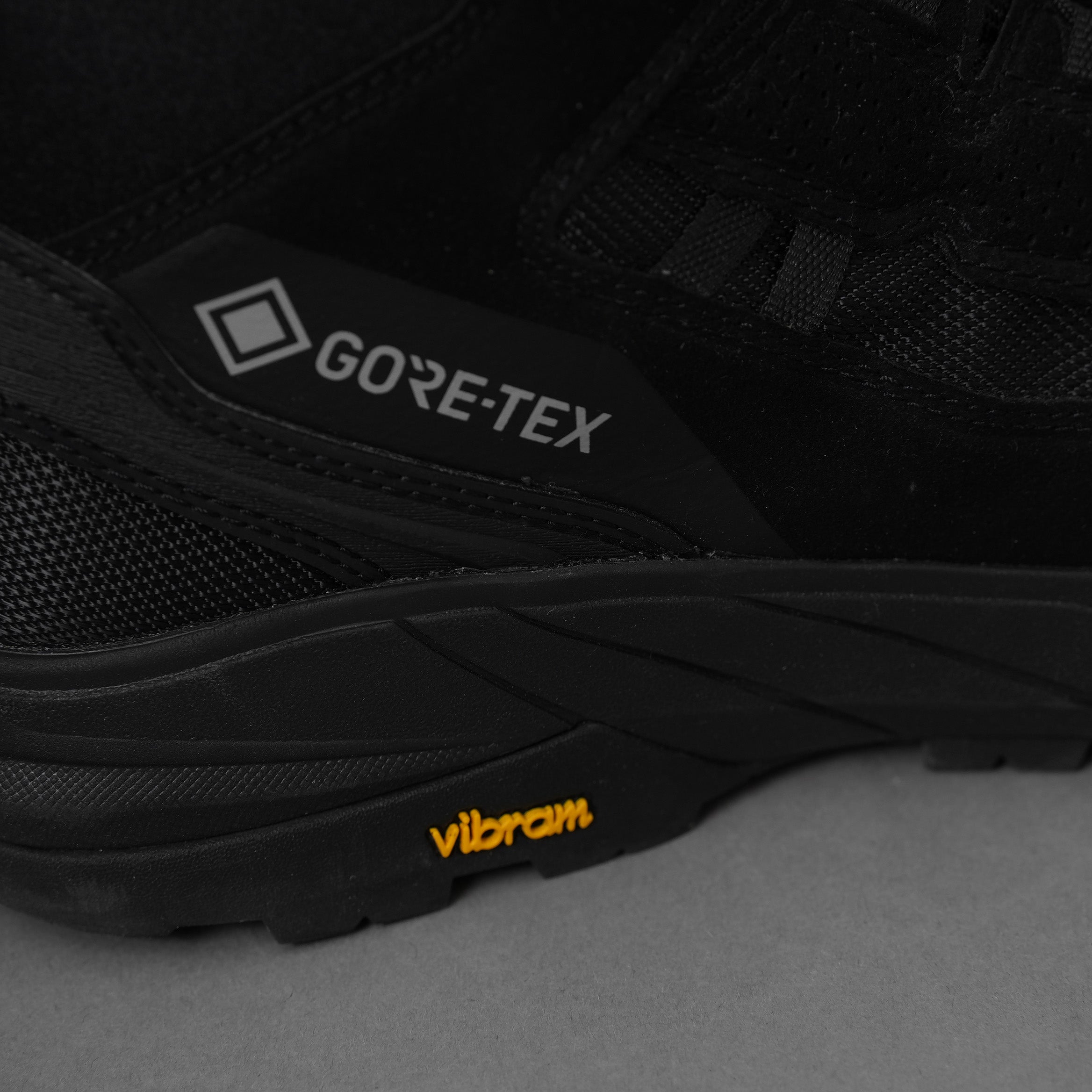 D-VEC / FOGLER GORE-TEX MID フォグラー ゴアテックス ミッドカット スニーカー / VJ-2SH50340 / size 26.5cm (BLACK) 352056-ymu