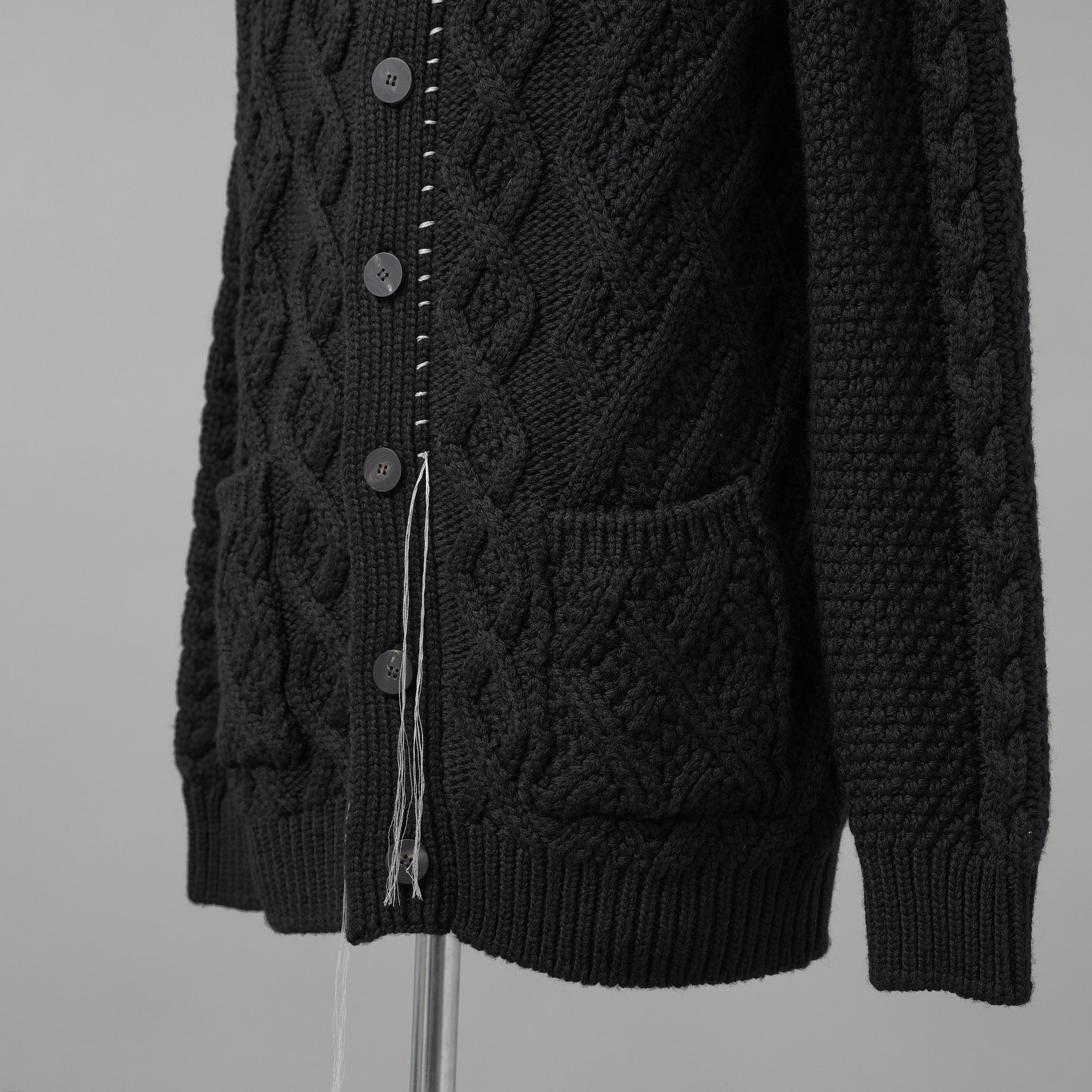 incarnation インカネーション / 美品 23AW VIRGIN WOOL CABRE CARDIGAN with HAND STITCH / ニット / size M (BLACK)