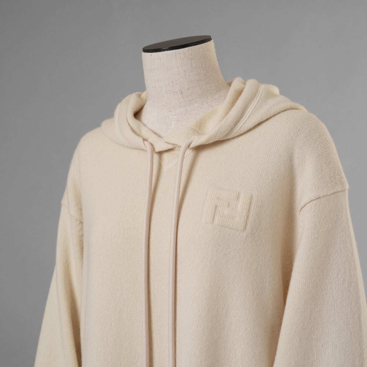 FENDI フェンディ / 美品 21AW カシミア FFエンボス フーディ ニットパーカー / FZX841 ALAK / size 40 (IVORY) レディース 352076-izm