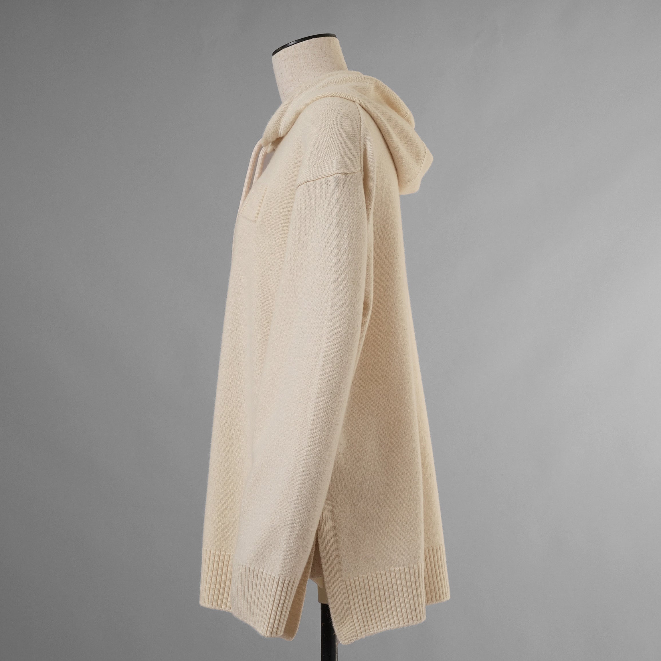 FENDI フェンディ / 美品 21AW カシミア FFエンボス フーディ ニットパーカー / FZX841 ALAK / size 40 (IVORY) レディース 352076-izm