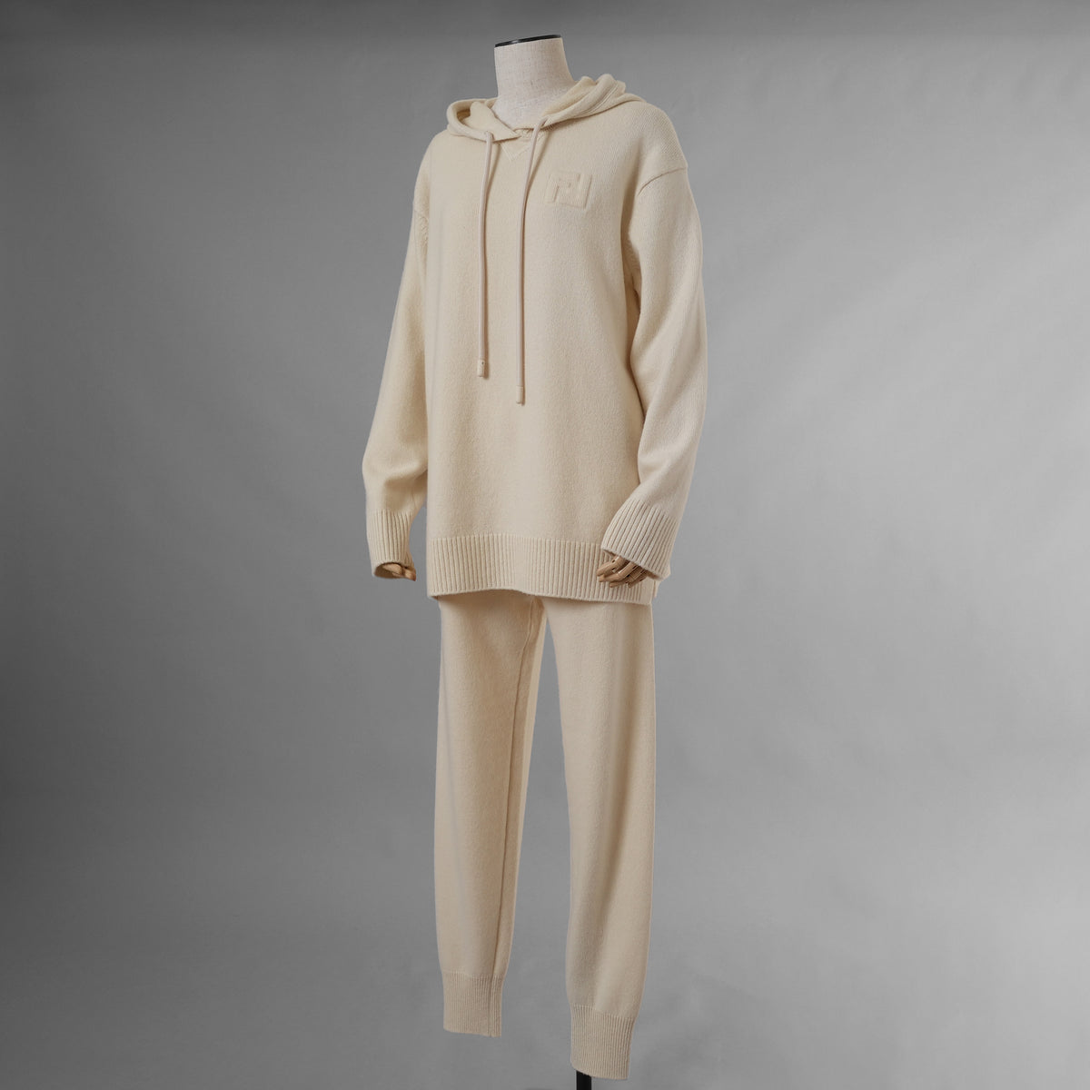 FENDI フェンディ / 美品 21AW カシミア FFエンボス フーディ ニットパンツ / FZR763 ALAK / size 40 (IVORY) レディース 352075-izm