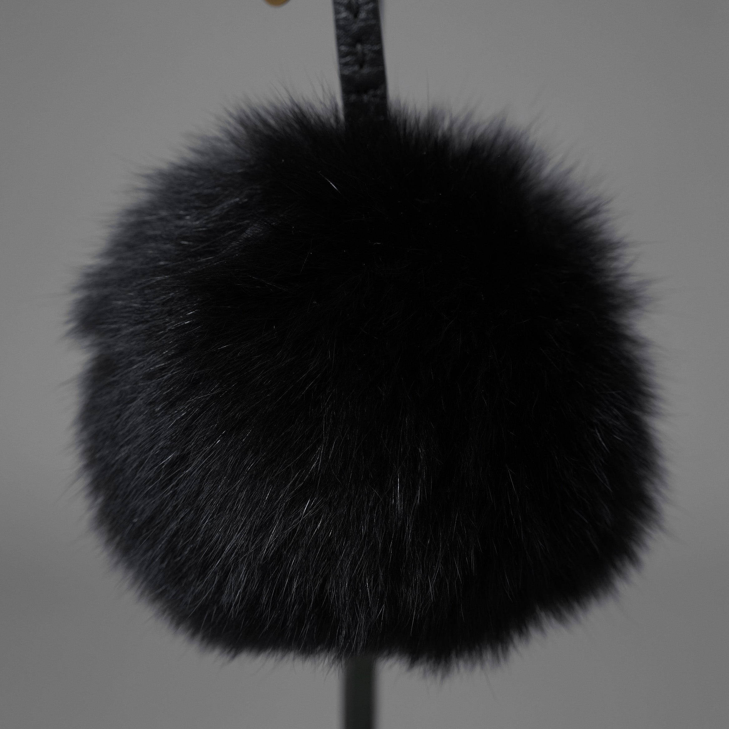 FENDI フェンディ / ポンポン チャーム アクセサリー / (BLACK)  352062-izm