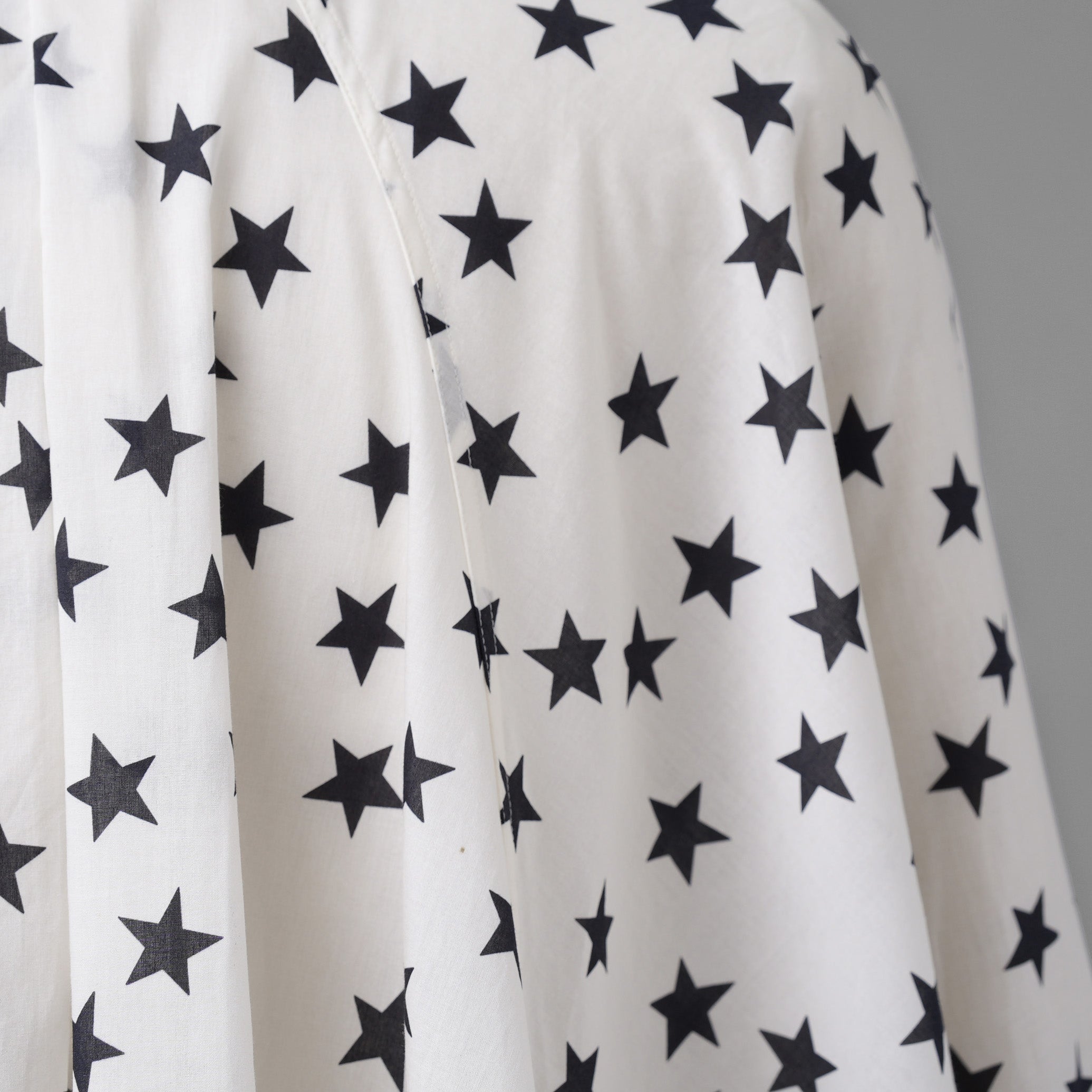 LOUIS VUITTON ルイヴィトン /  22AW LVロゴ・スタープリント ルーズシャツ ワンピース / 星柄 シャツ ワンピース / 1AA9FH / size 34 (IVORY WHITE) レディース