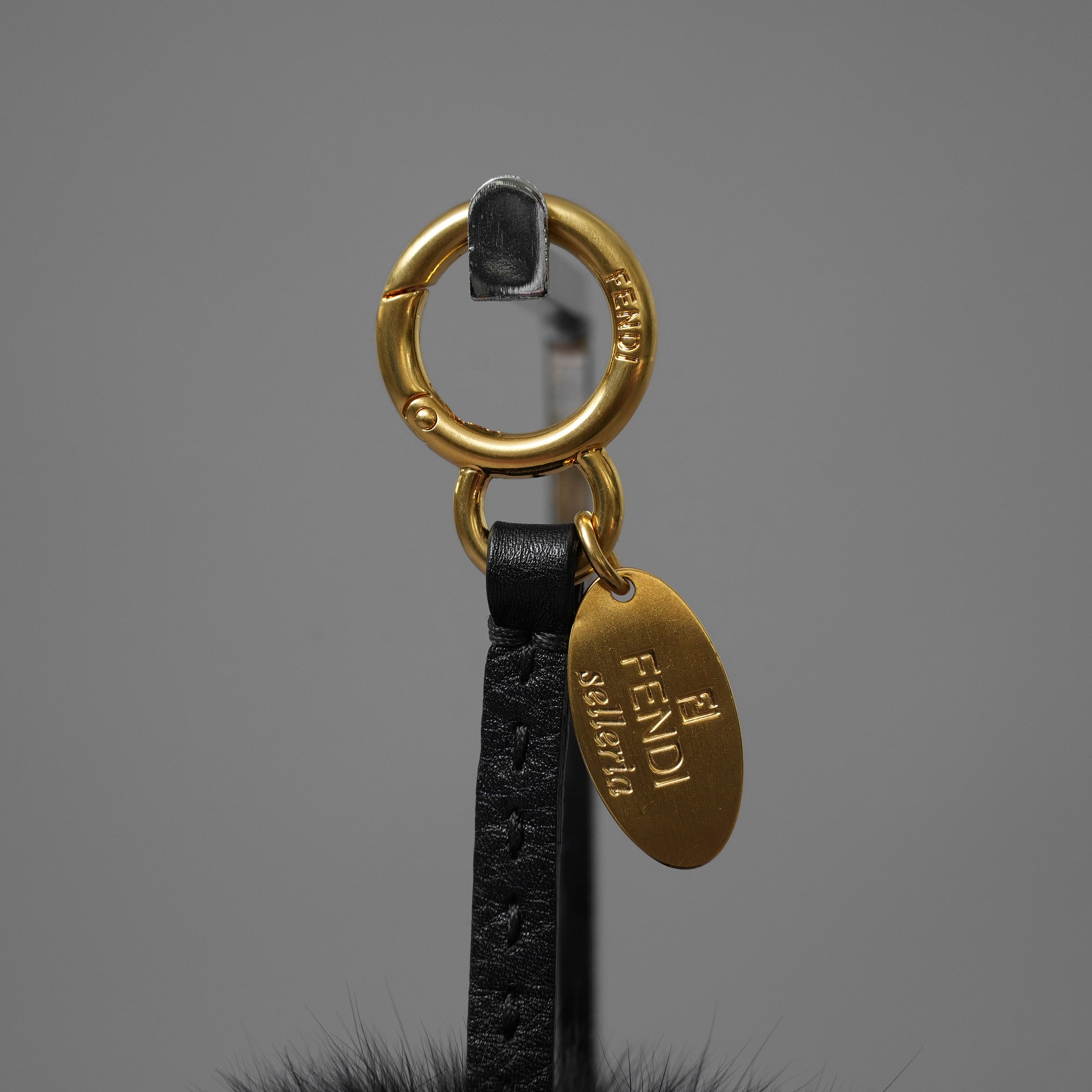 FENDI フェンディ / ポンポン チャーム アクセサリー / (BLACK)  352062-izm