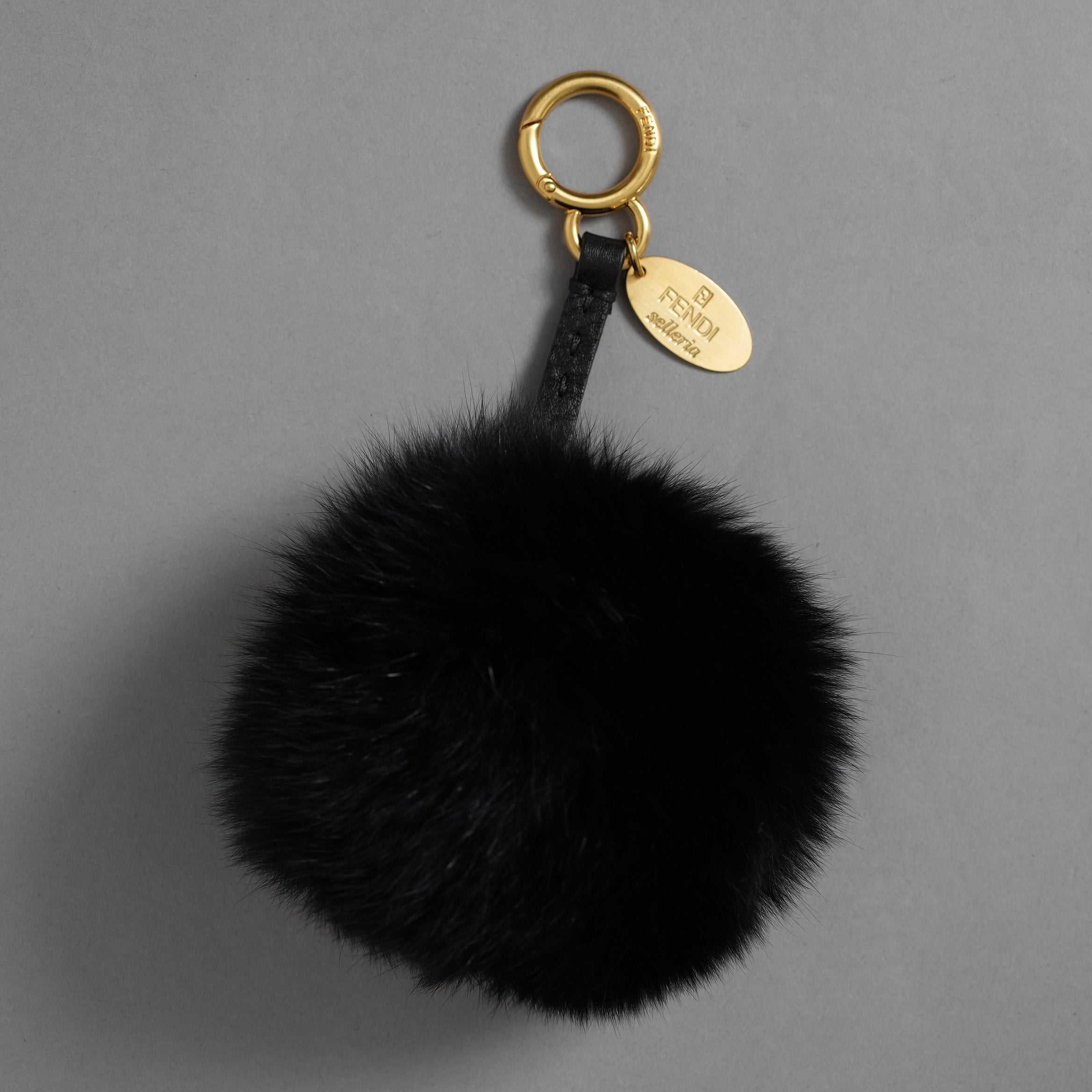 FENDI フェンディ / ポンポン チャーム アクセサリー / (BLACK)  352062-izm
