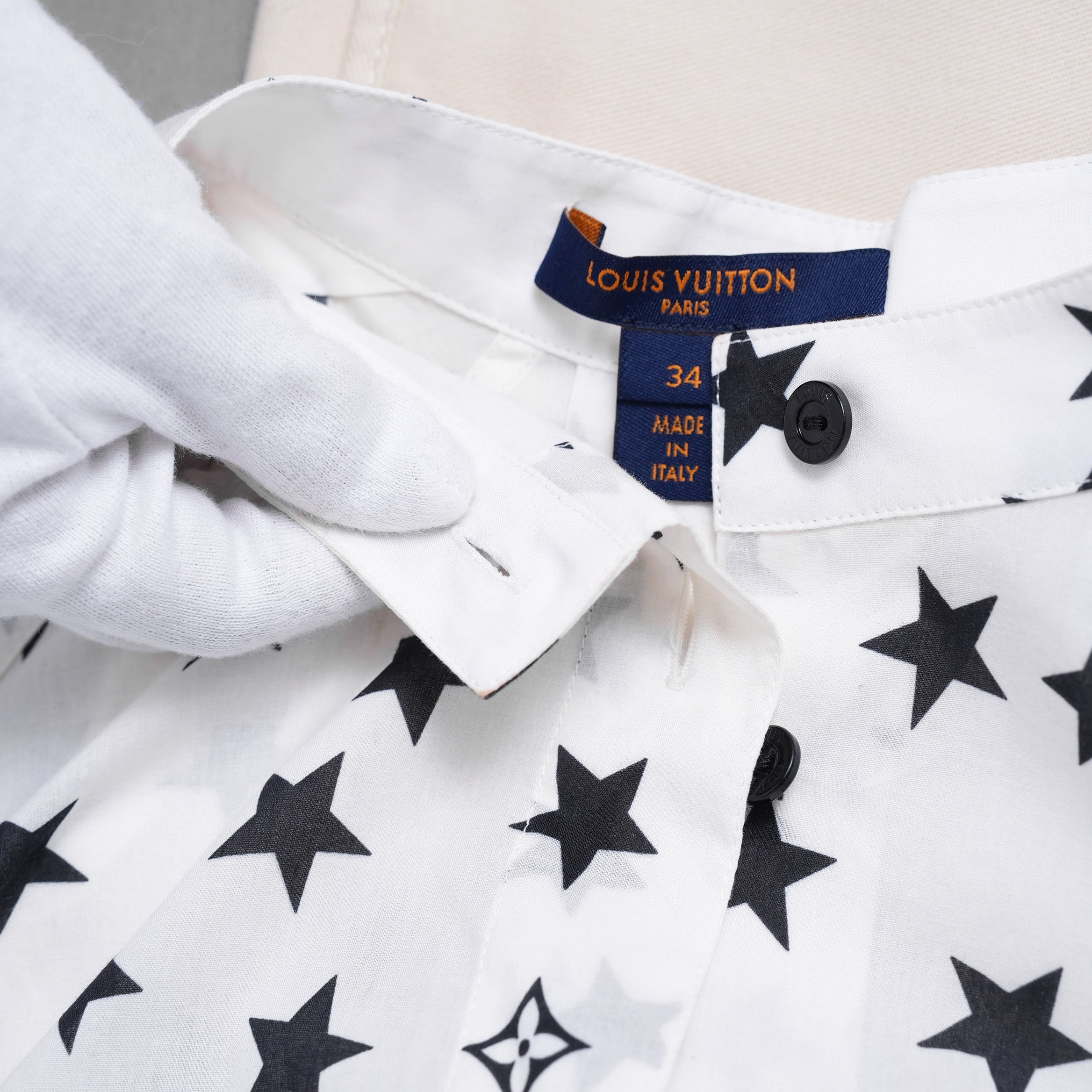 LOUIS VUITTON ルイヴィトン /  22AW LVロゴ・スタープリント ルーズシャツ ワンピース / 星柄 シャツ ワンピース / 1AA9FH / size 34 (IVORY WHITE) レディース
