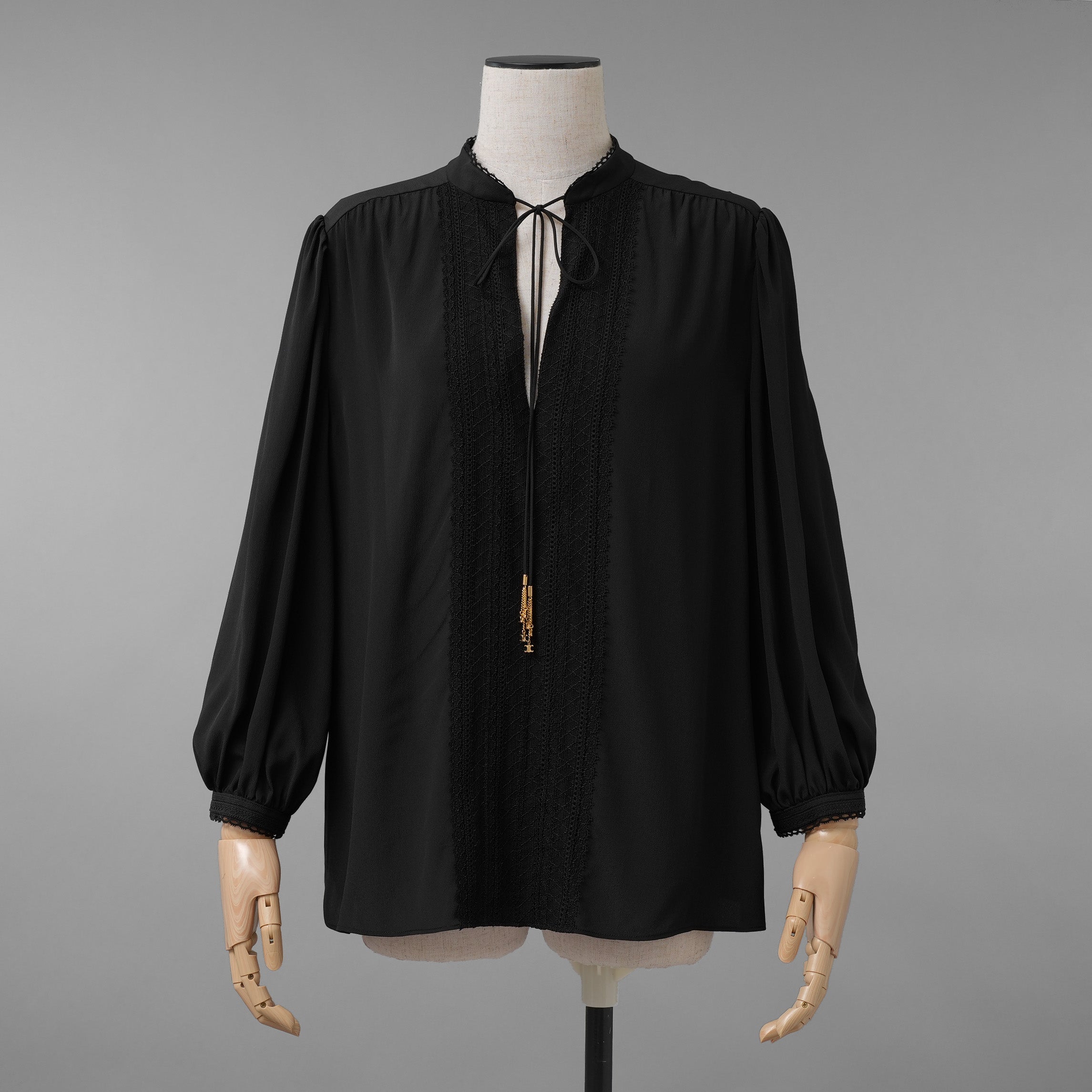 CELINE セリーヌ / 美品 20AW トリオンフ チェーン シルクブラウス / 長袖シャツ / 2B308008D / size 38 (BLACK) レディース