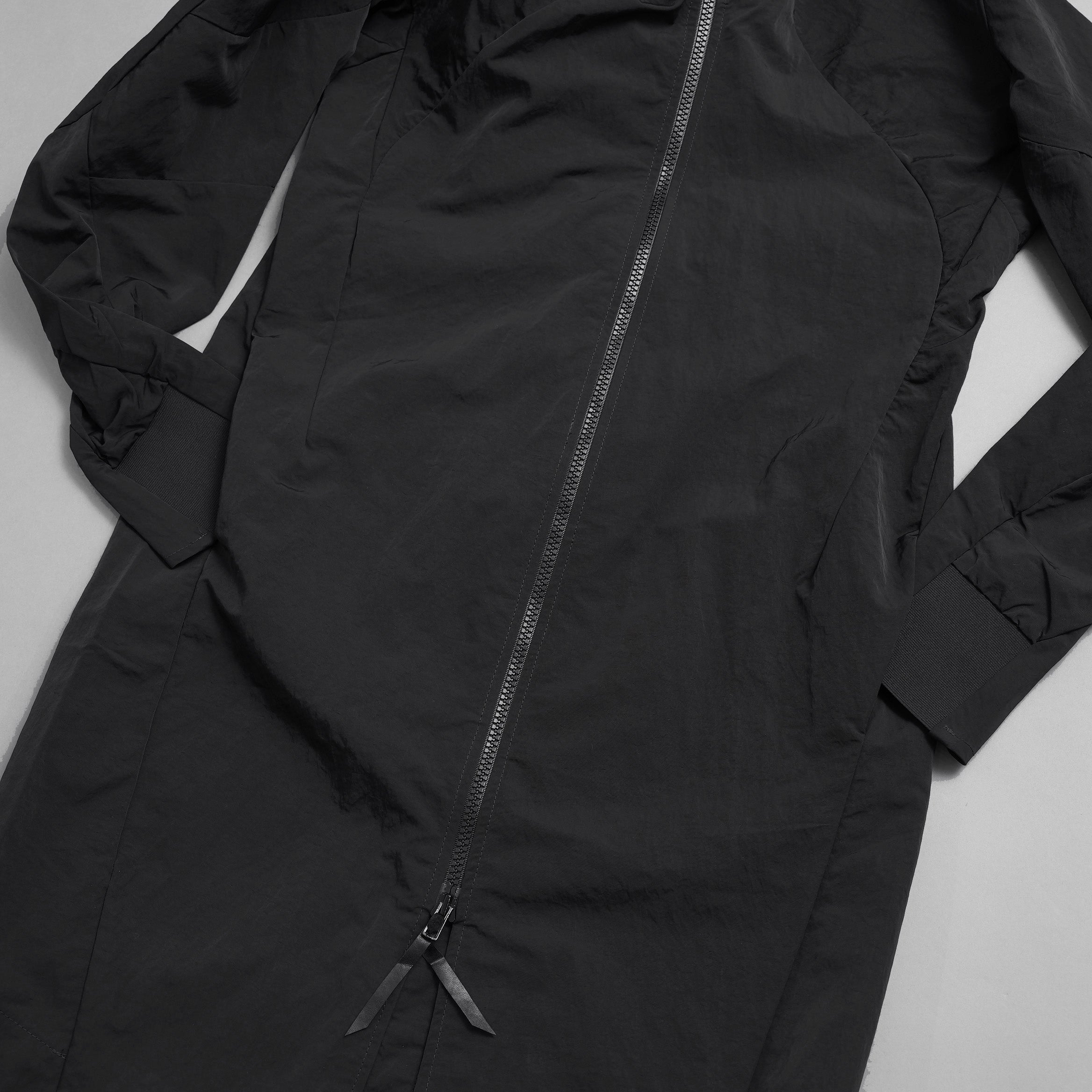 Leon Emanuel Blanck レオンエマニュエルブランク / 美品 Forced Perspective Parka Coat / パーカー コート / size 48 (BLACK)