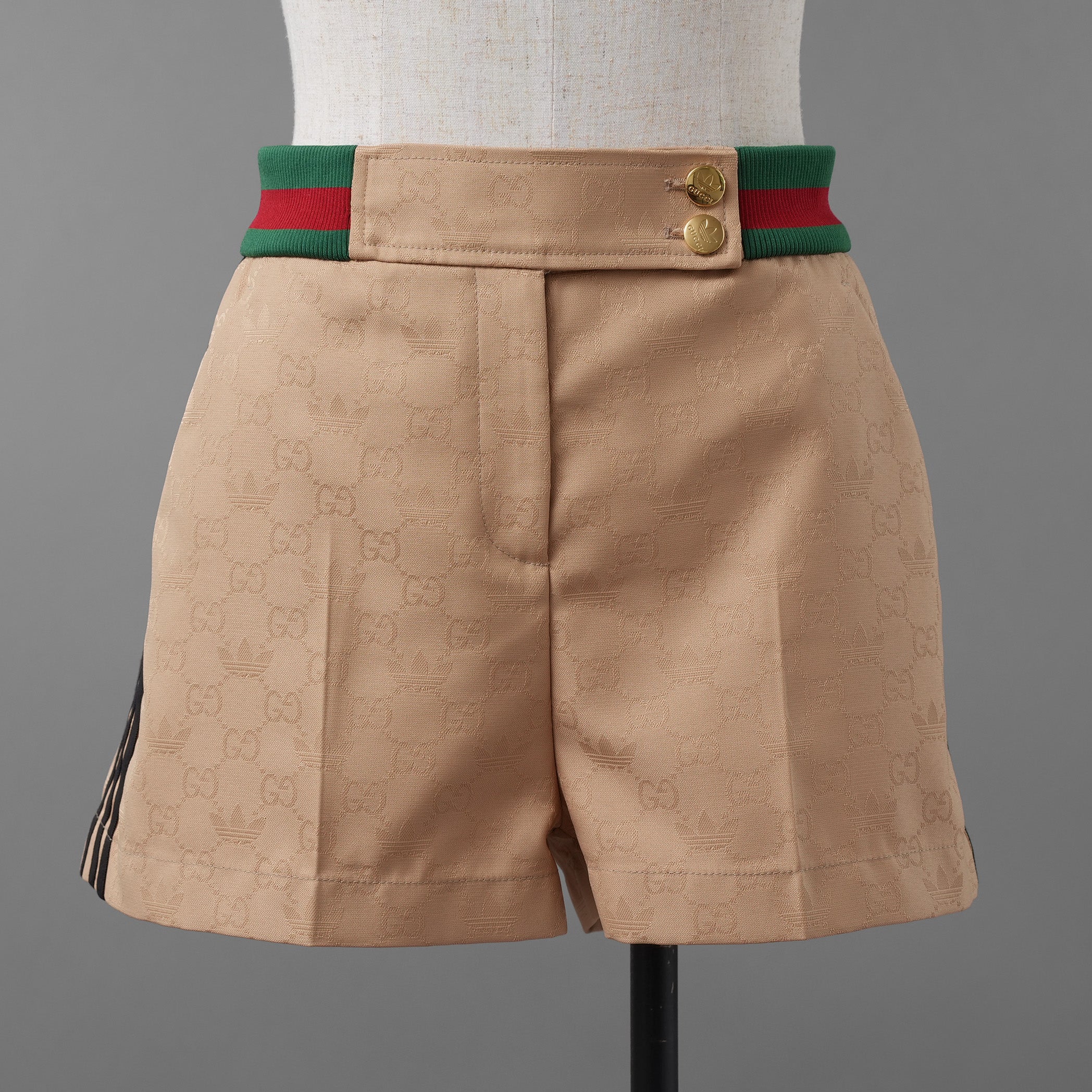 GUCCI × adidas グッチ×アディダス コラボ / 美品 22SS GGジャカード トレフォイル ショートパンツ ボトムス / size 40 (BEIGE) レディース