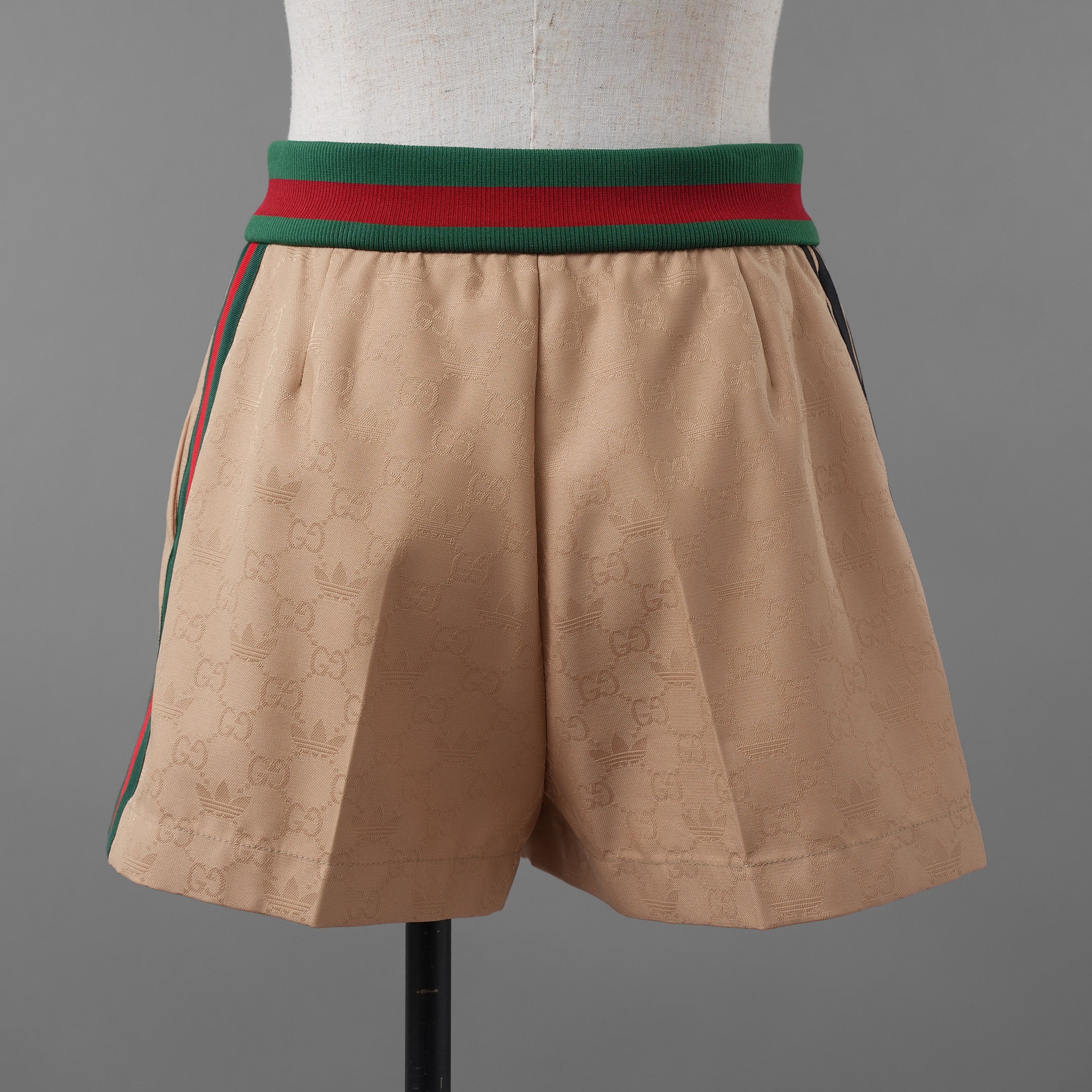 GUCCI × adidas グッチ×アディダス コラボ / 美品 22SS GGジャカード トレフォイル ショートパンツ ボトムス / size 40 (BEIGE) レディース