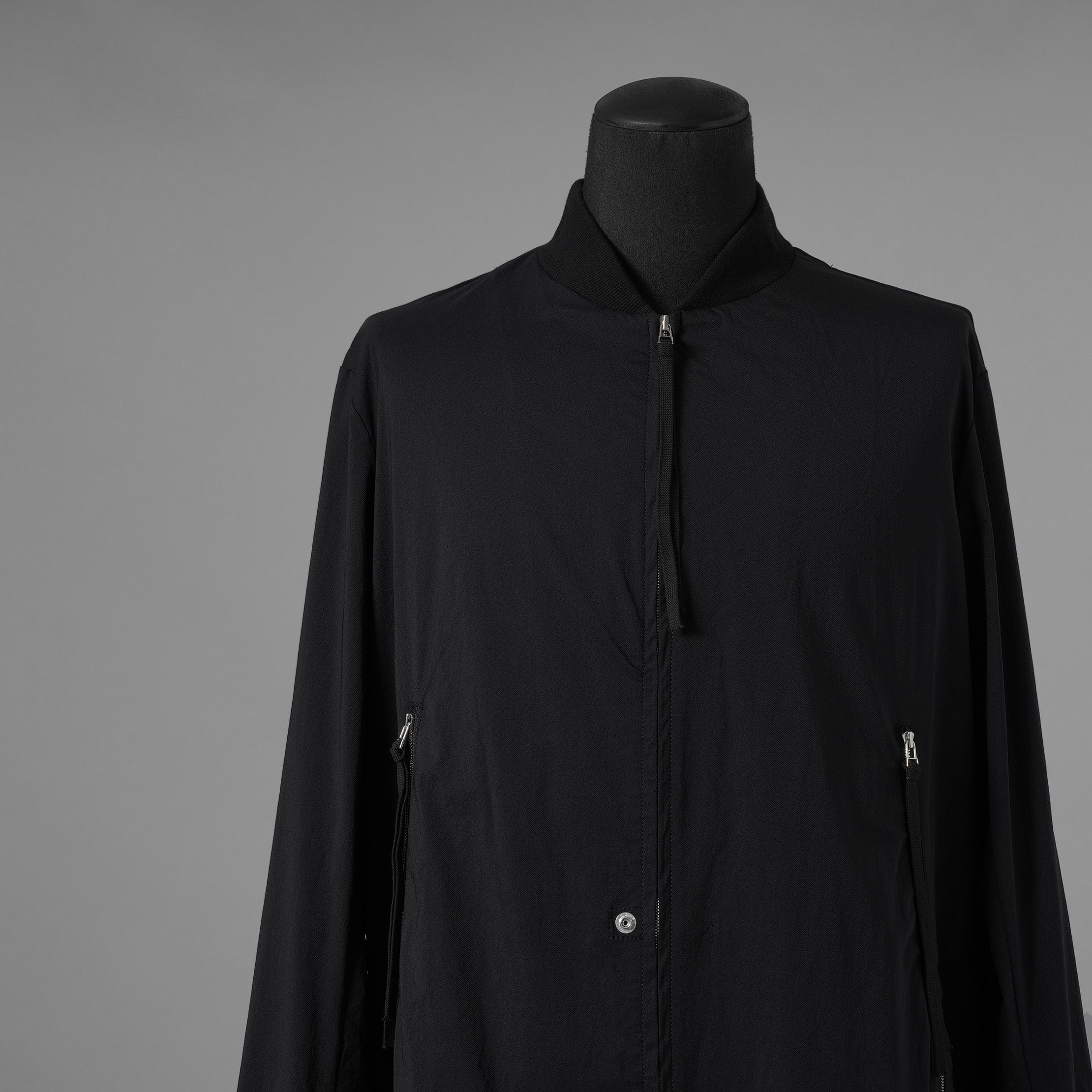 bajra バジュラ / 美品  24AW フロストナイロンストレッチ ロングブルゾン アウター / 157UJ02 / size 2 (BLACK) 352074-in-ue