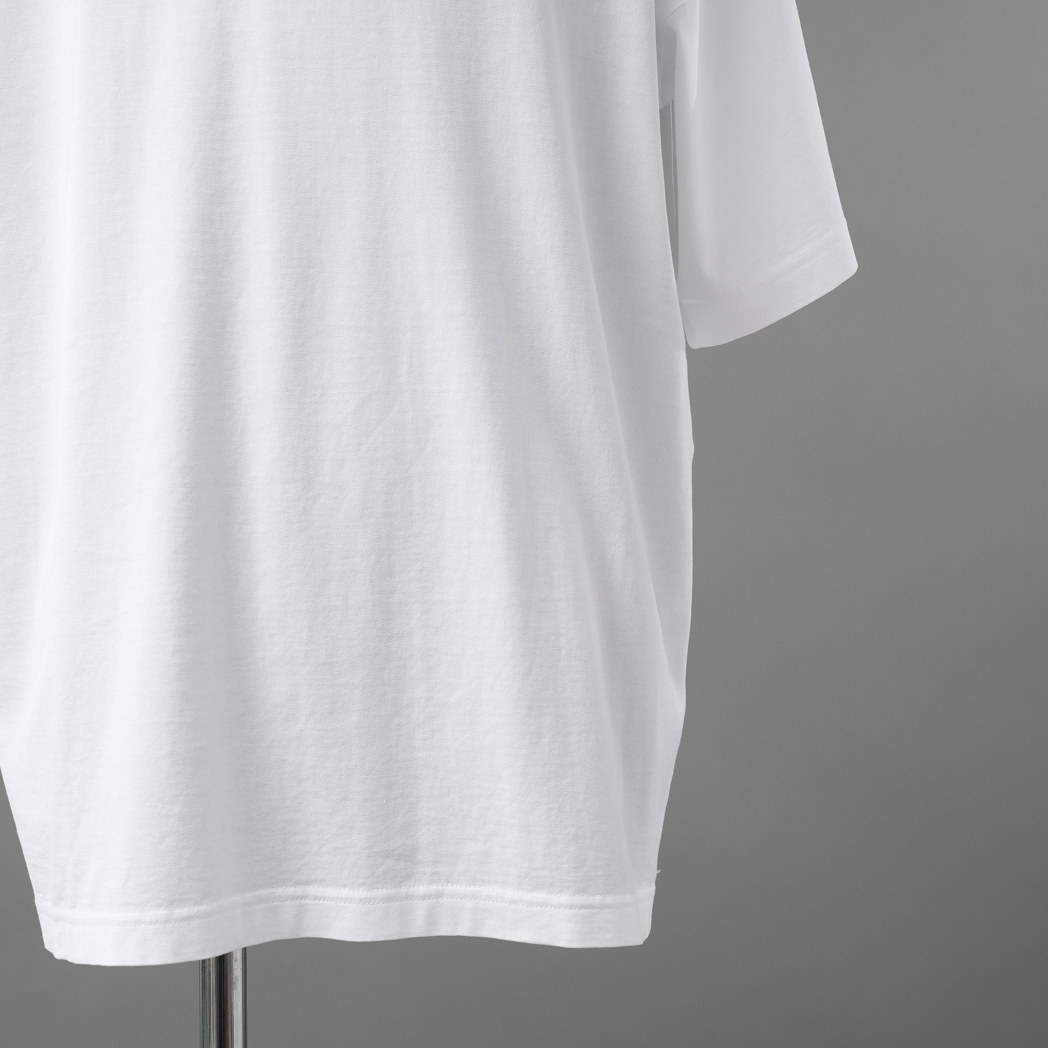 Christian Dior クリスチャンディオール / 美品 22AW DIOR JARDIN 薔薇刺繍 半袖Tシャツ / フラワーロゴ / 243J685A0677 / size S (WHITE)