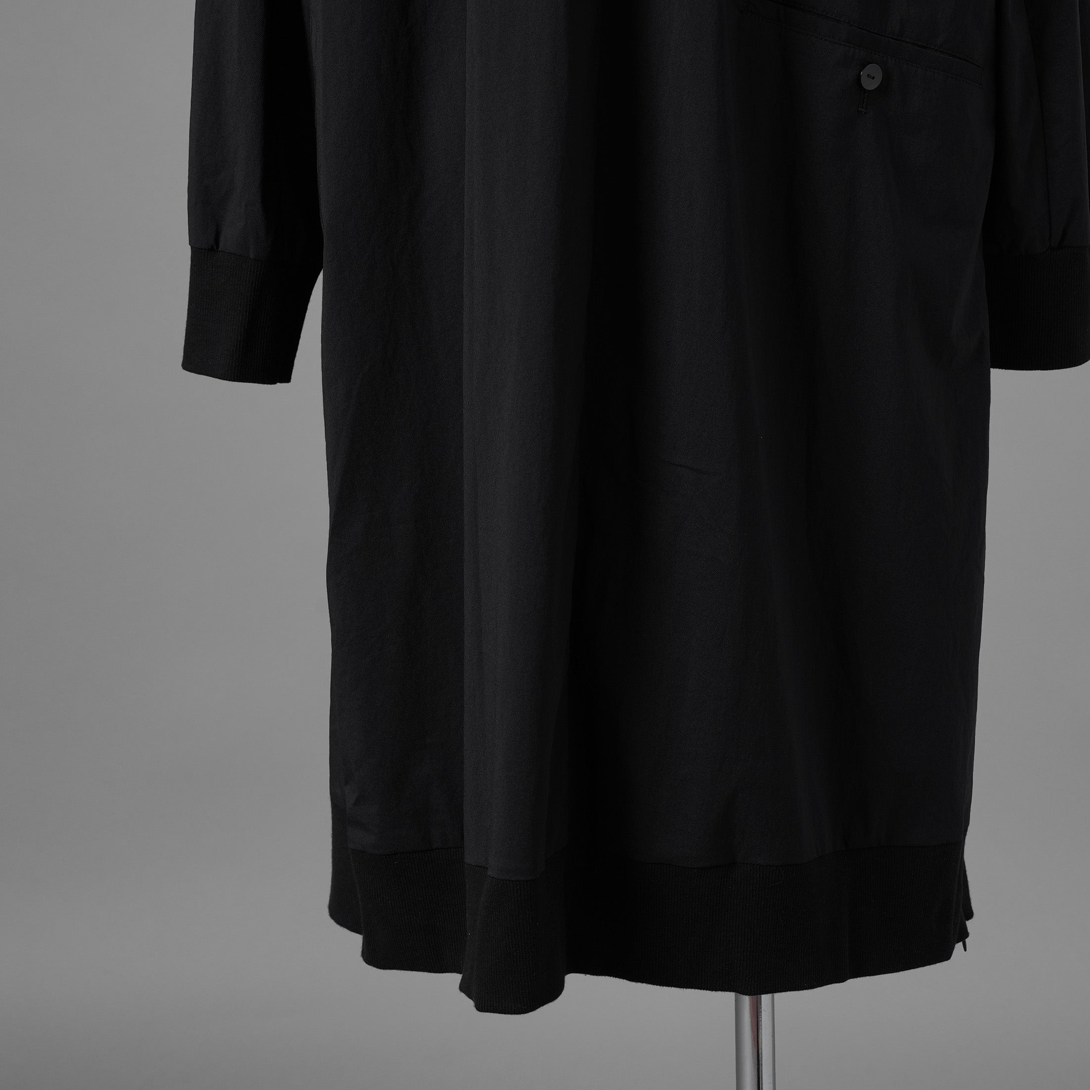 bajra バジュラ / 美品  24AW フロストナイロンストレッチ ロングブルゾン アウター / 157UJ02 / size 2 (BLACK) 352074-in-ue