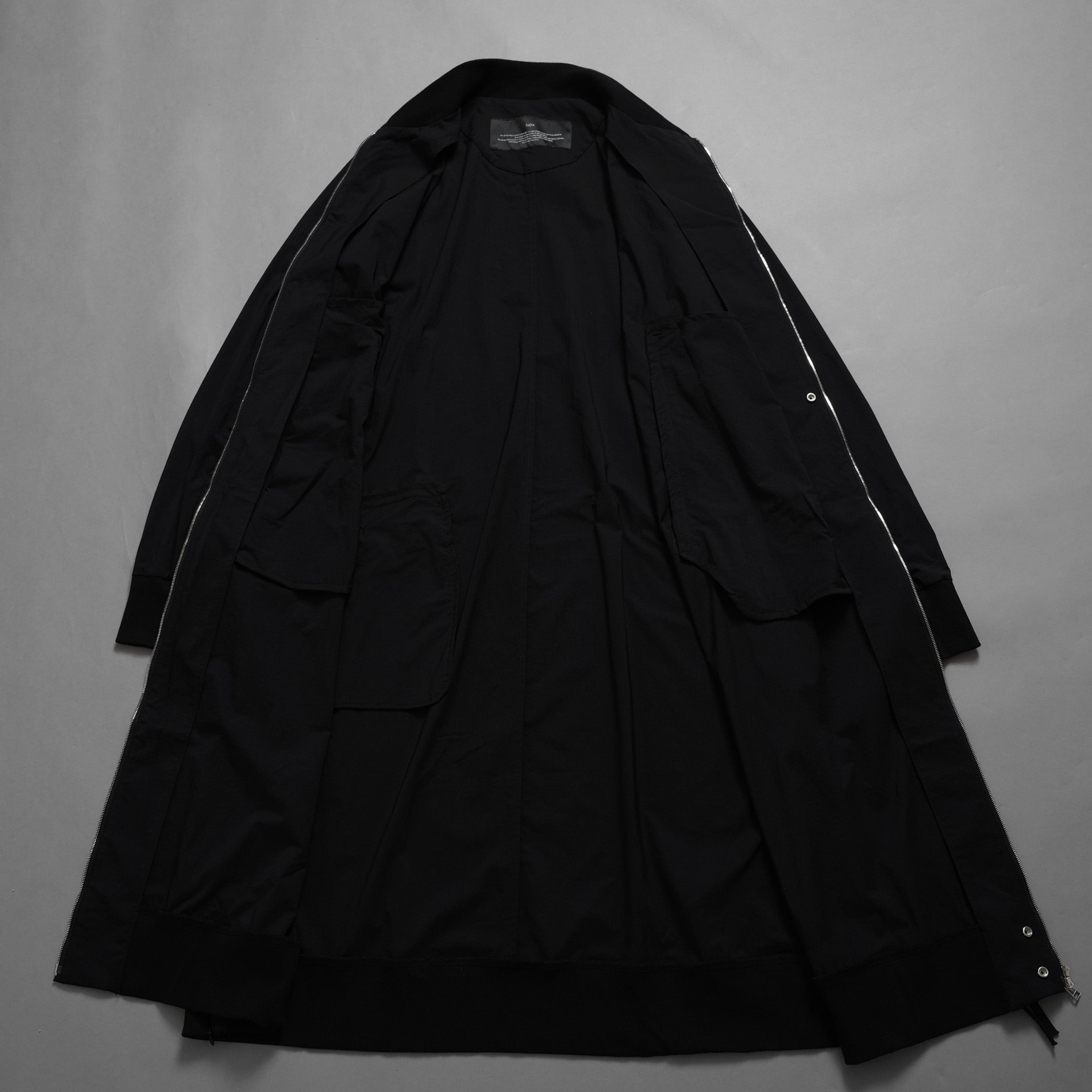 bajra バジュラ / 美品  24AW フロストナイロンストレッチ ロングブルゾン アウター / 157UJ02 / size 2 (BLACK) 352074-in-ue