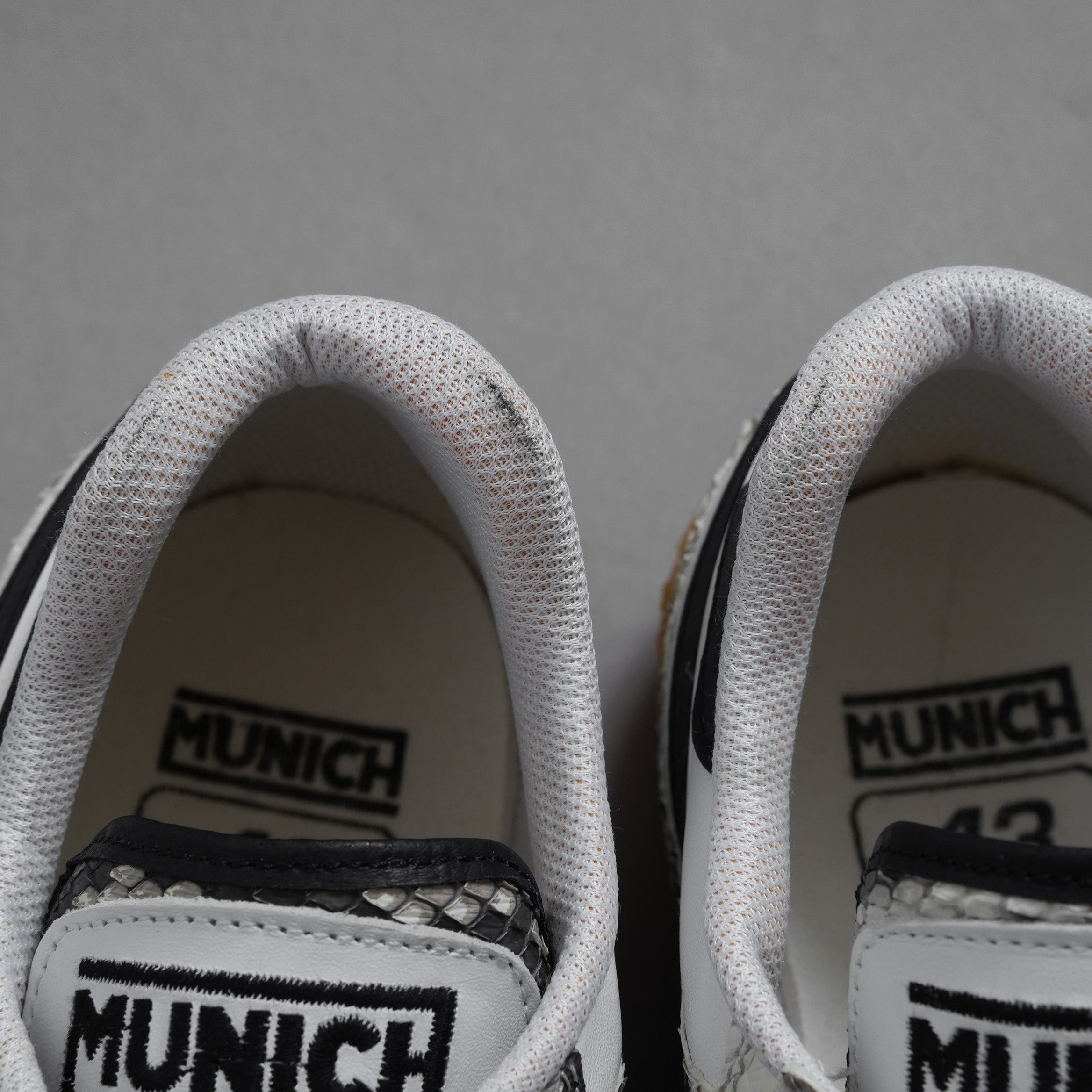 未使用 MUNICH ミュニック / スペシャル限定 パイソンモデル スニーカー シューズ / size 43 (28.5cm)  123014-alm