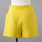 Christian Dior クリスチャンディオール / 美品 23AW CDクラスプ  スコート ウールシルク  / ショートパンツ / 341P45C1166 / size 42 (PEELA) イエロー レディース