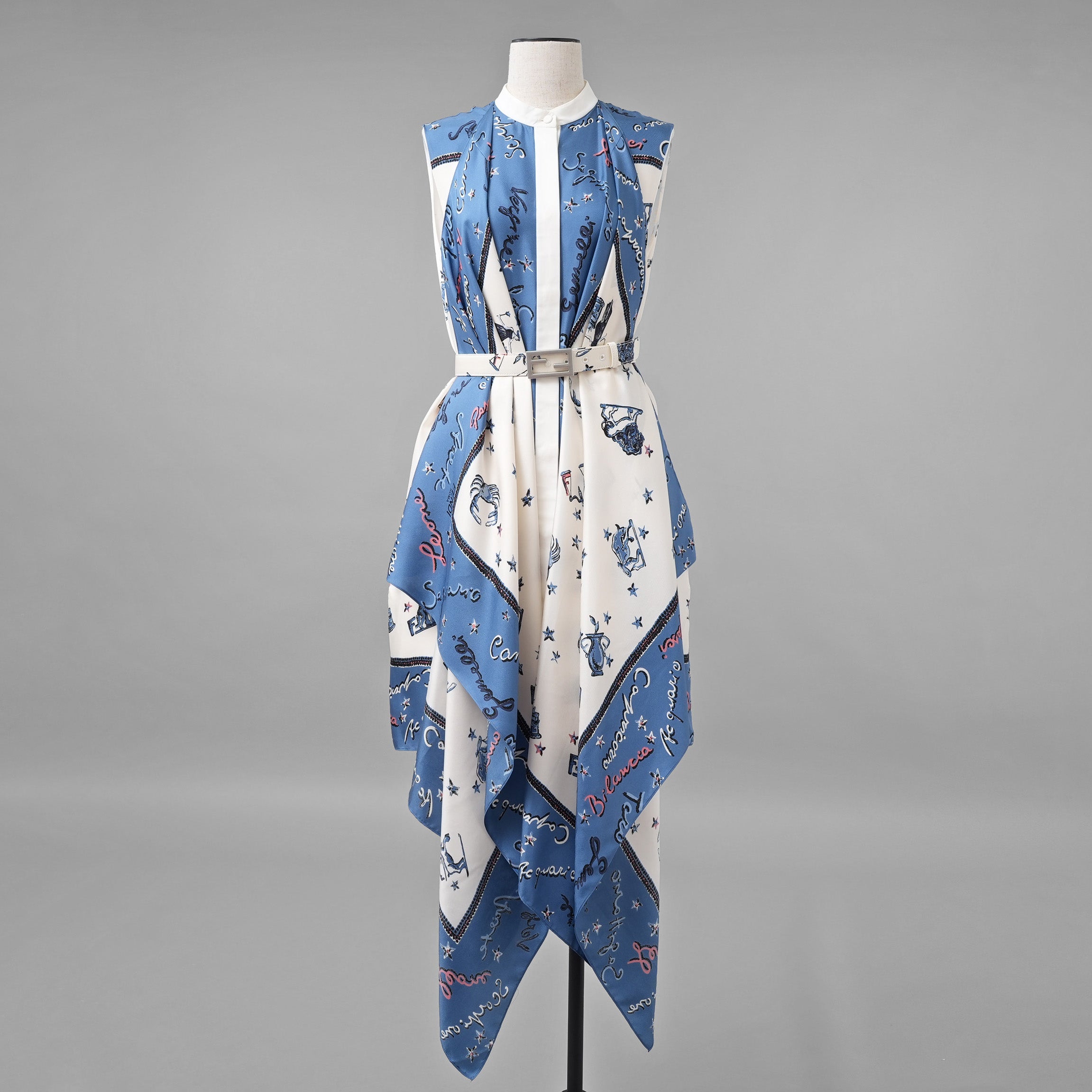 FENDI フェンディ / 美品 23SS リゾート 今田美桜 着用 / 星座モチーフ ゾディアックプリント シルク ドレープドレス  / ワンピース / FDC727 ANR4 / size 40 (MULTI COLOR) レディース