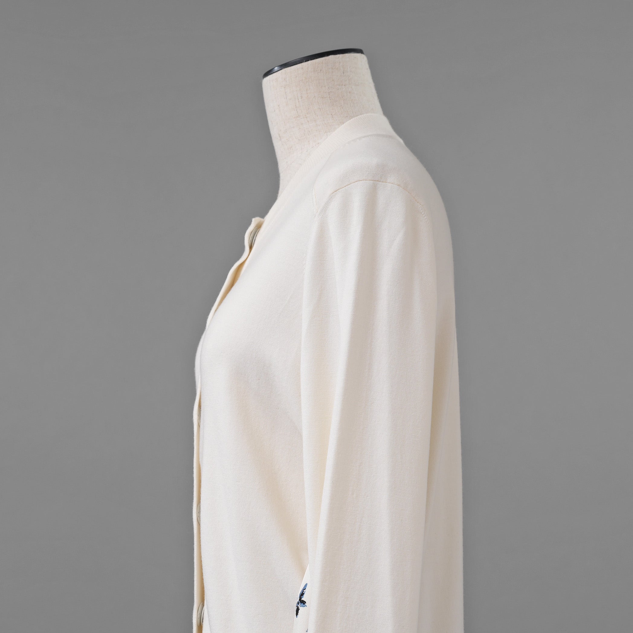 FENDI フェンディ / 美品 23SS リゾート 星座モチーフ ゾディアック プリント シルクスカーフ切替 ニット カーディガン / FZC973 ANZD / size 40 (IVORY WHITE) レディース