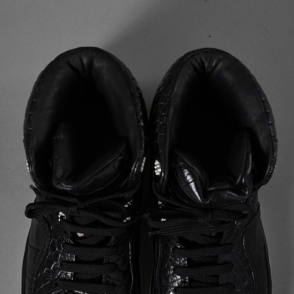 CHANEL シャネル / 19AW クロコ型押し カーフスキン ハイカット スニーカー / G35079 / size 37.5 (24.5cm) BLACK レディース 352078-izm