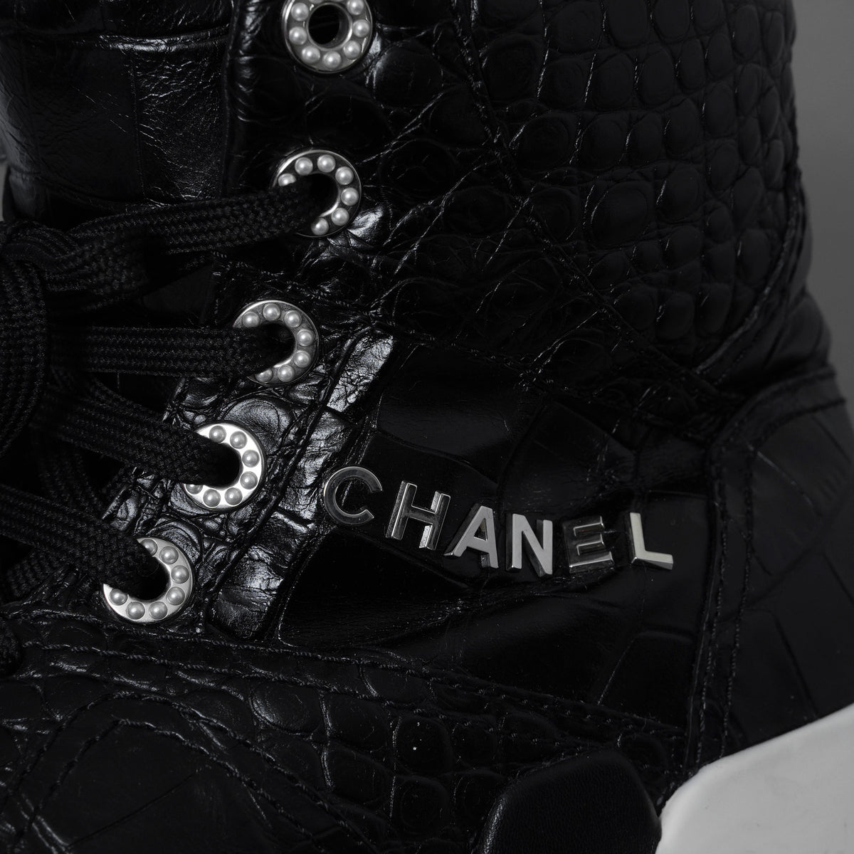 CHANEL シャネル / 19AW クロコ型押し カーフスキン ハイカット スニーカー / G35079 / size 37.5 (24.5cm) BLACK レディース 352078-izm