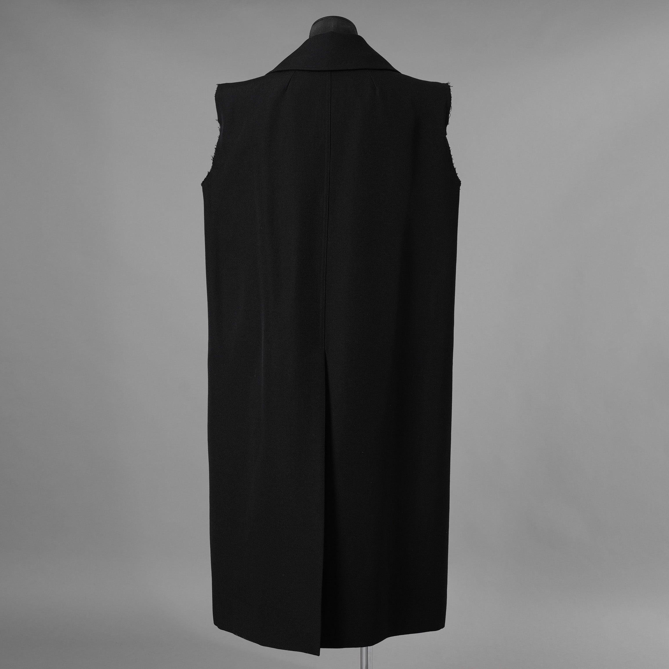 Rick Owens リックオウエンス / 美品 23AW LOXOR 期 / Black Sleeveless Slim Drella Coat コート ノースリーブ ドレラコート / RL02C7952-TWM / size 46 (BLACK) 352082-in-ue