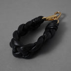 FENDI フェンディ / 美品 ミニ ストラップ ユー（Mini Strap You）ナッパレザー 編み込み ショートストラップ アクセサリー / BLACK 352081-izm