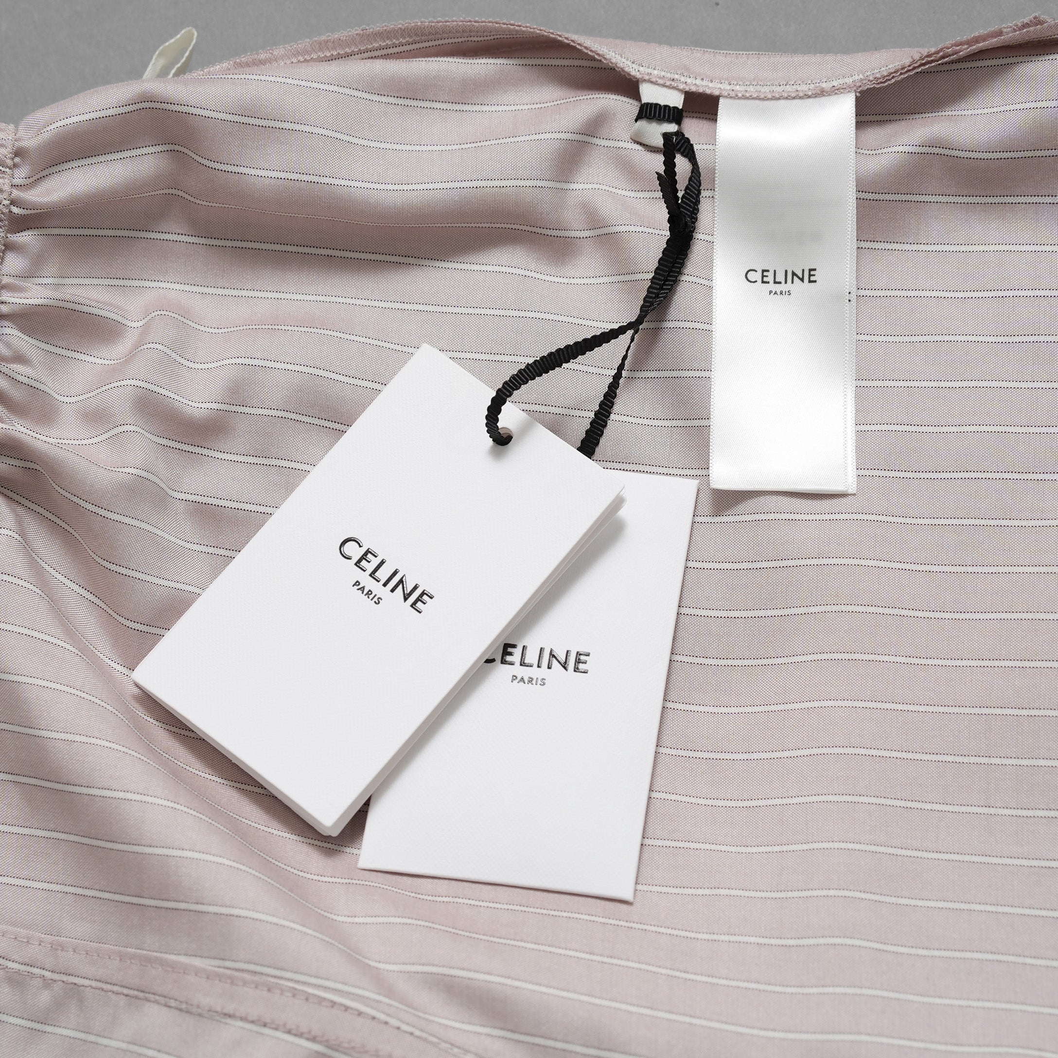 新品 希少 CELINE セリーヌ / 24SS 麻布台ヒルズ限定 トリオンフロゴ入り ストライプシルク パジャマ セットアップ / 長袖シャツ / パンツ / 2C17B948S / 2P26A948S / size 36 (LIGHHT PINK) レディース