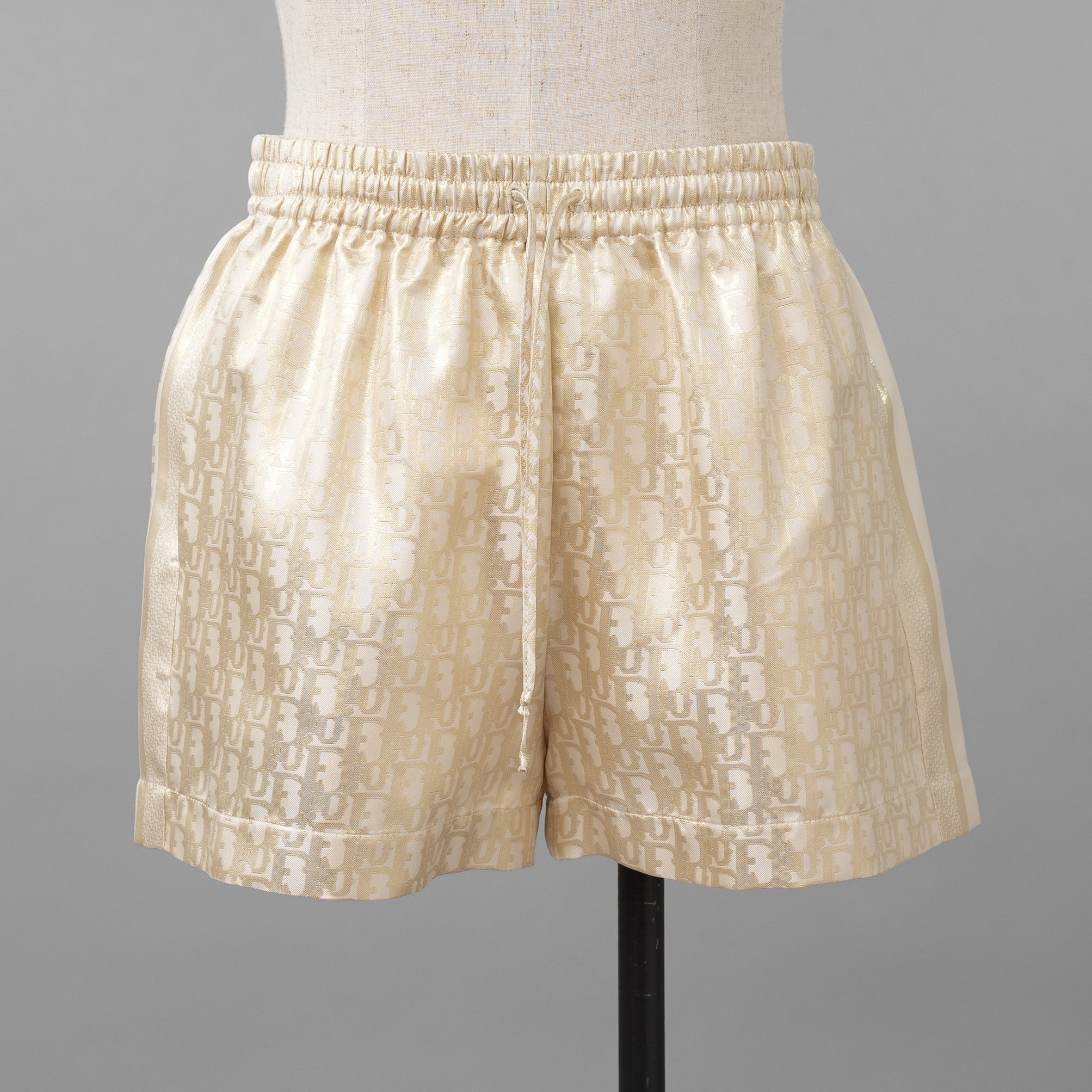 Christian Dior クリスチャンディオール /美品 2021年 ゴールドシルク メタリック ジャカード オブリークショーツ / パンツ / 211P20A6607 / size 42 (GOLD)