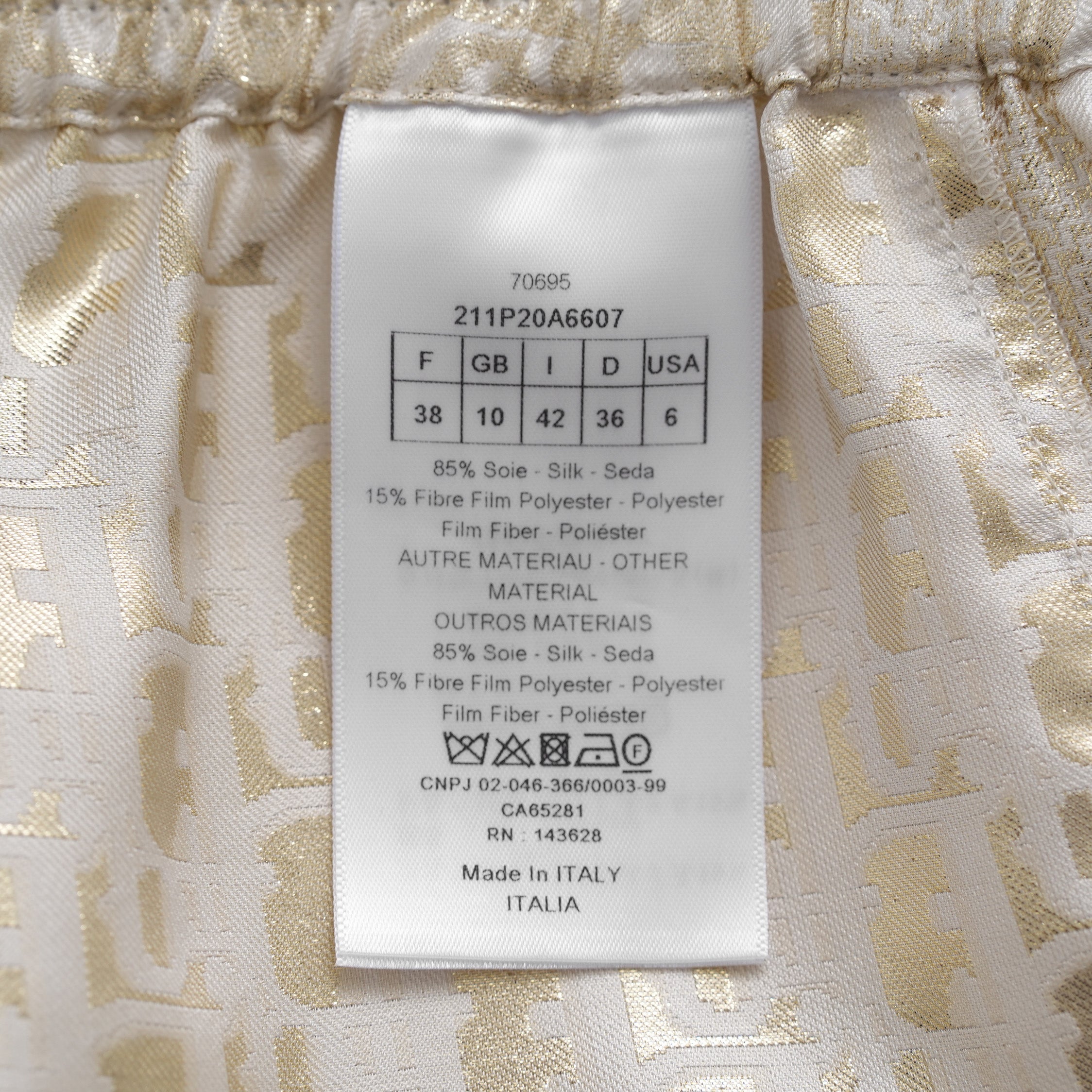 Christian Dior クリスチャンディオール /美品 2021年 ゴールドシルク メタリック ジャカード オブリークショーツ / パンツ / 211P20A6607 / size 42 (GOLD)