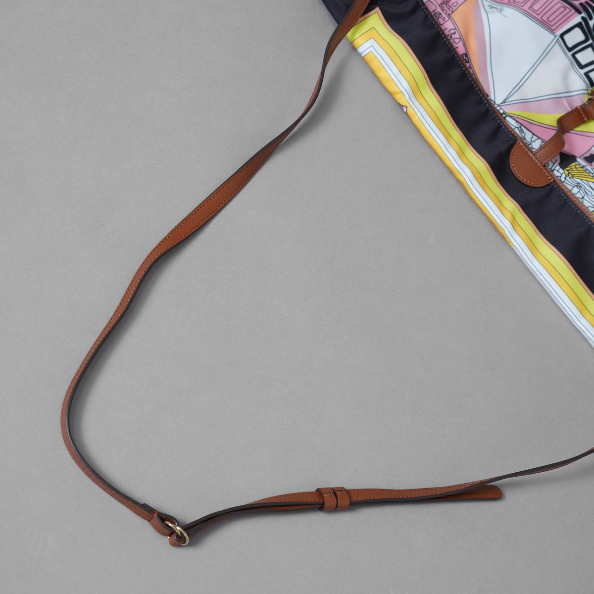 EMILIO PUCCI エミリオ プッチ / 美品 22SS Battisteroバッティステロ プリント HOBO BAG ショルダーバッグ  バッグ / MULTI COLOR レディース 352084-izm
