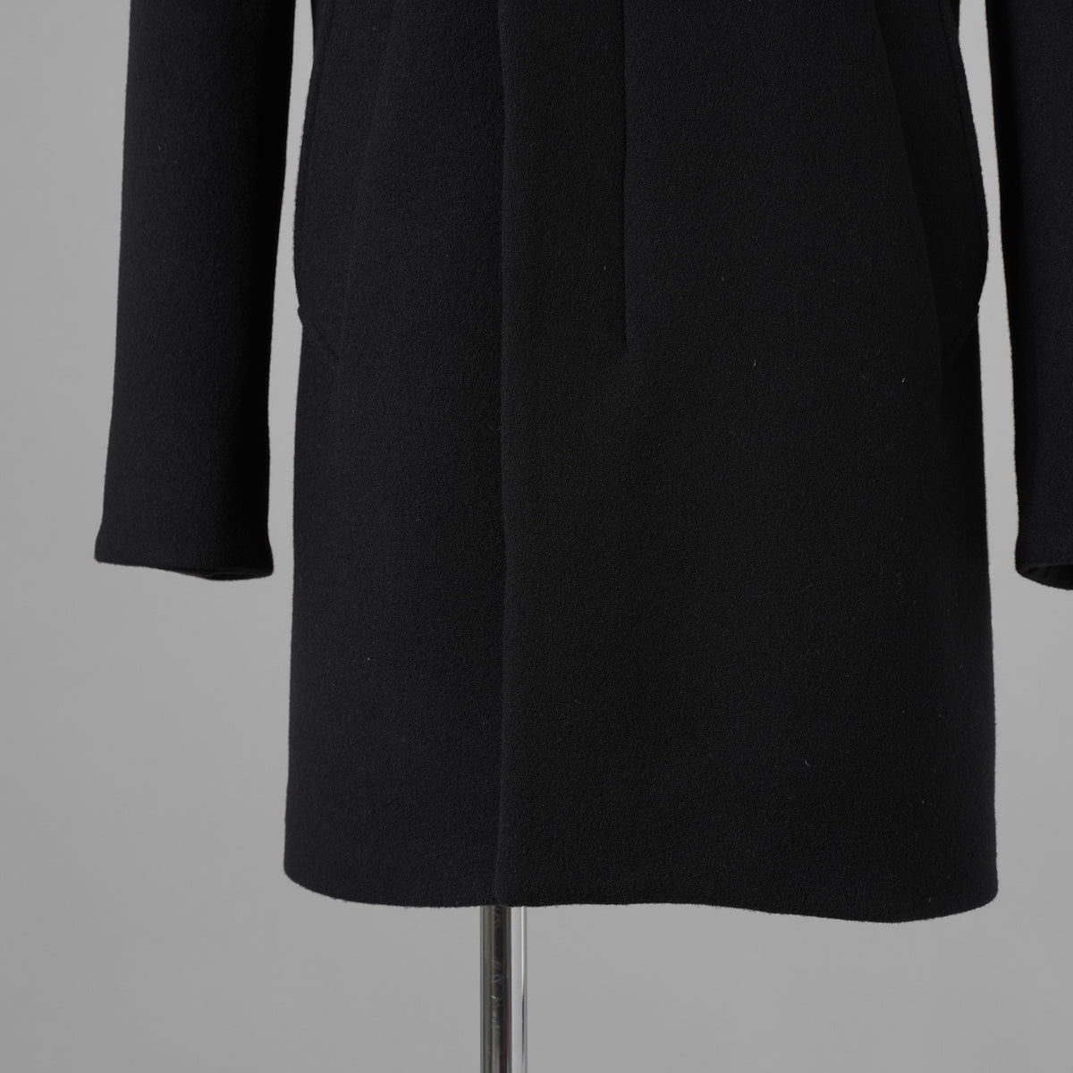 1PIU1UGUALE3 ウノピゥウノウグァーレトレ / 18AW 美品 WRAP NECK HOOD COAT ウールカシミア メルトンコート アウター / MRC060 WNY016 / size 4 (BLACK) 123023-alm