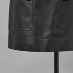 CELINE セリーヌ / 美品 23AW ラムレザー ミニスカート / 2H410305Q / size 38 (BLACK)