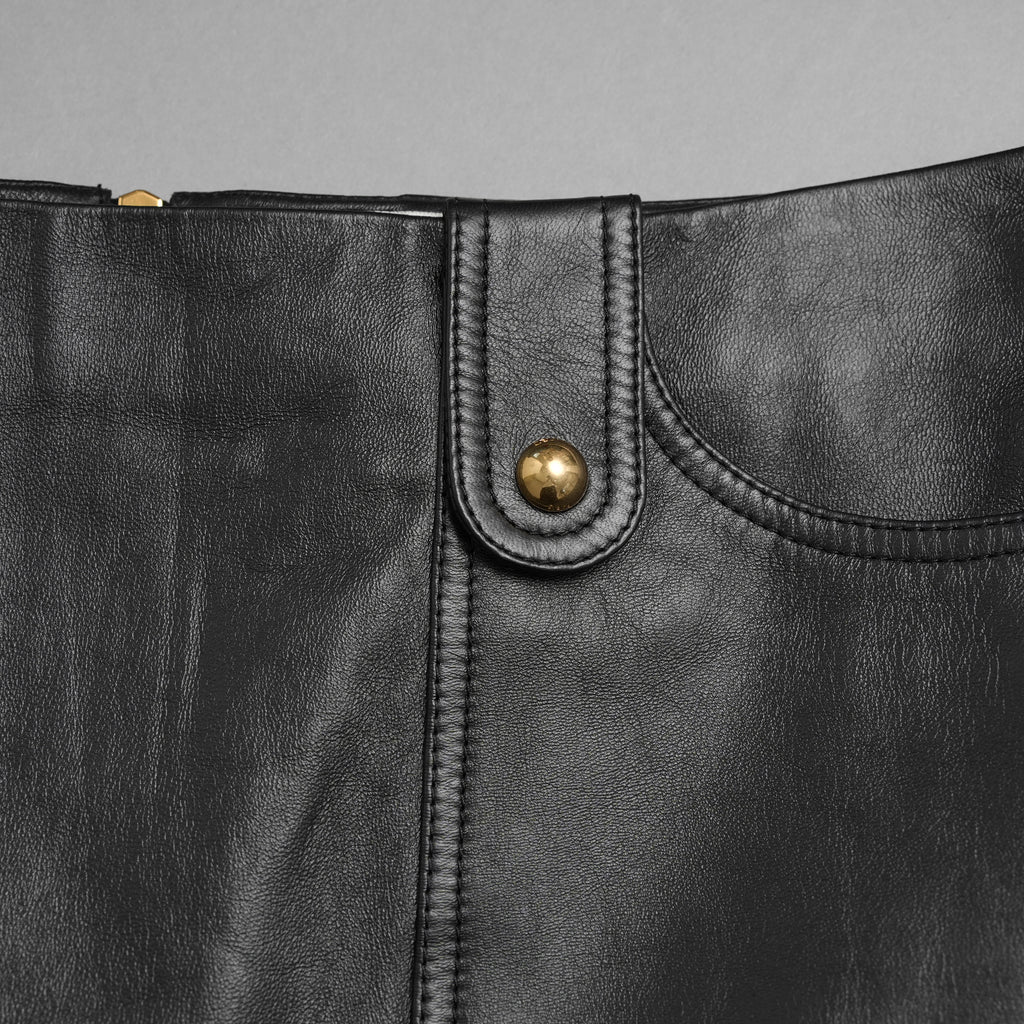 CELINE セリーヌ / 美品 23AW ラムレザー ミニスカート / 2H410305Q / size 38 (BLACK)
