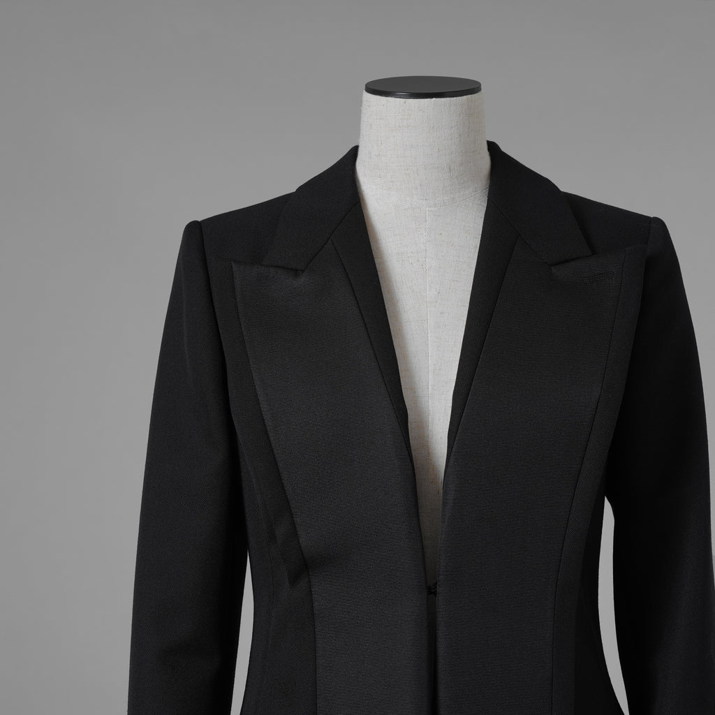 FENDI フェンディ / 美品 21AW Contrasting Lapel Tuxedo Blazer コントラスティング ラペル タキシード ブレザー ジャケット / FJ7215 AHLA / size 40 (BLACK) レディース 352092-izm