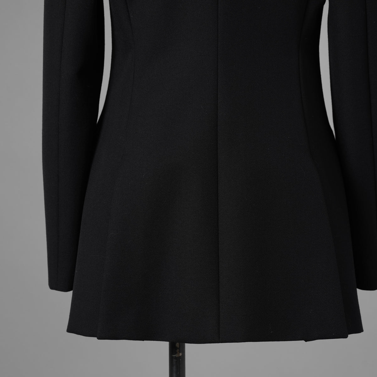 FENDI フェンディ / 美品 21AW Contrasting Lapel Tuxedo Blazer コントラスティング ラペル タキシード ブレザー ジャケット / FJ7215 AHLA / size 40 (BLACK) レディース 352092-izm