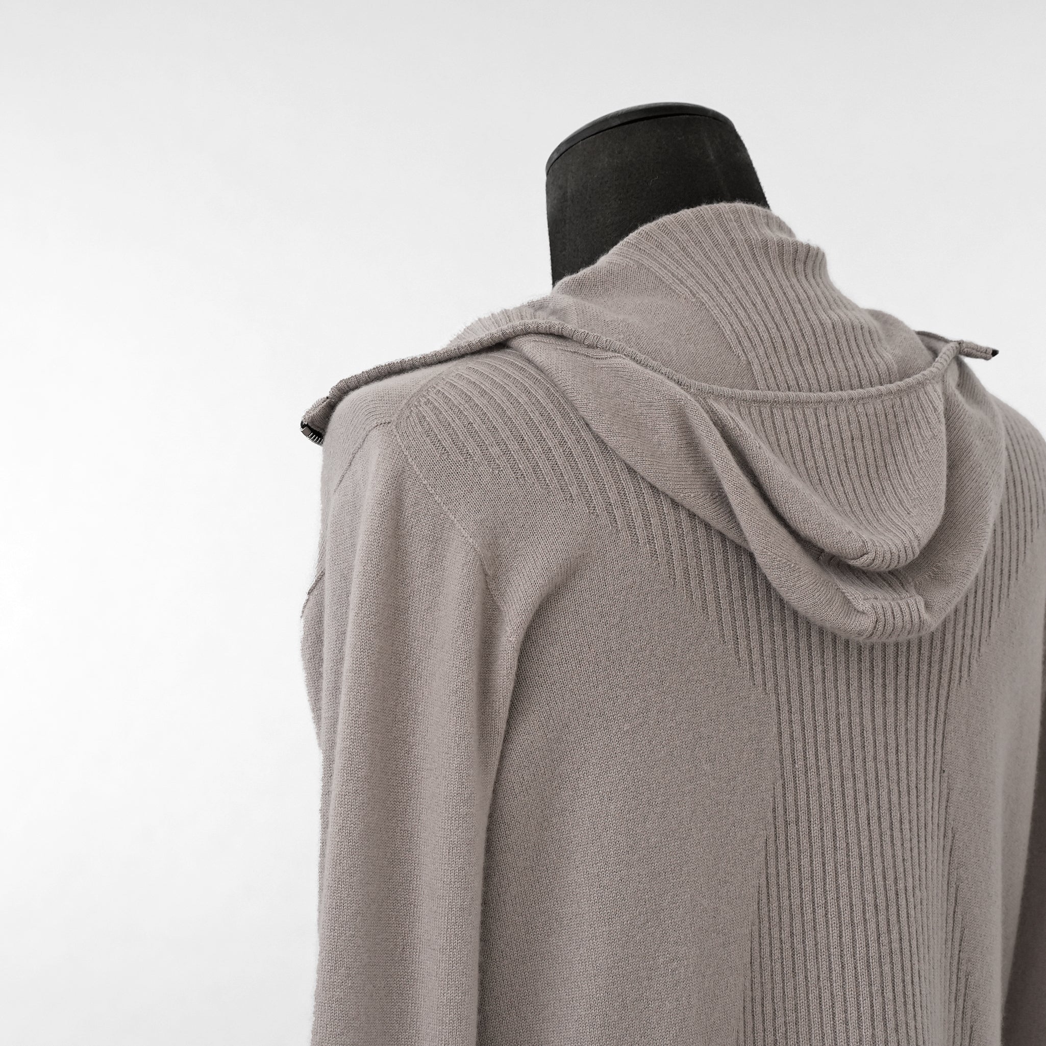 超希少 BORIS BIDJAN SABERI ボリスビジャンサベリ / 美品 カシミヤ 100% zipper2. シームレス3Dニット / FZB30008 / size S (LIGHT GRAY)