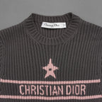Christian Diorクリスチャンディオール / 美品 22SS DIORIVIERA ディオリビエラ ロゴスター ショートスリーブ 半袖ニット / 254S15AM730 / size 42 (CHARCOAL GRAY × PINK) レディース