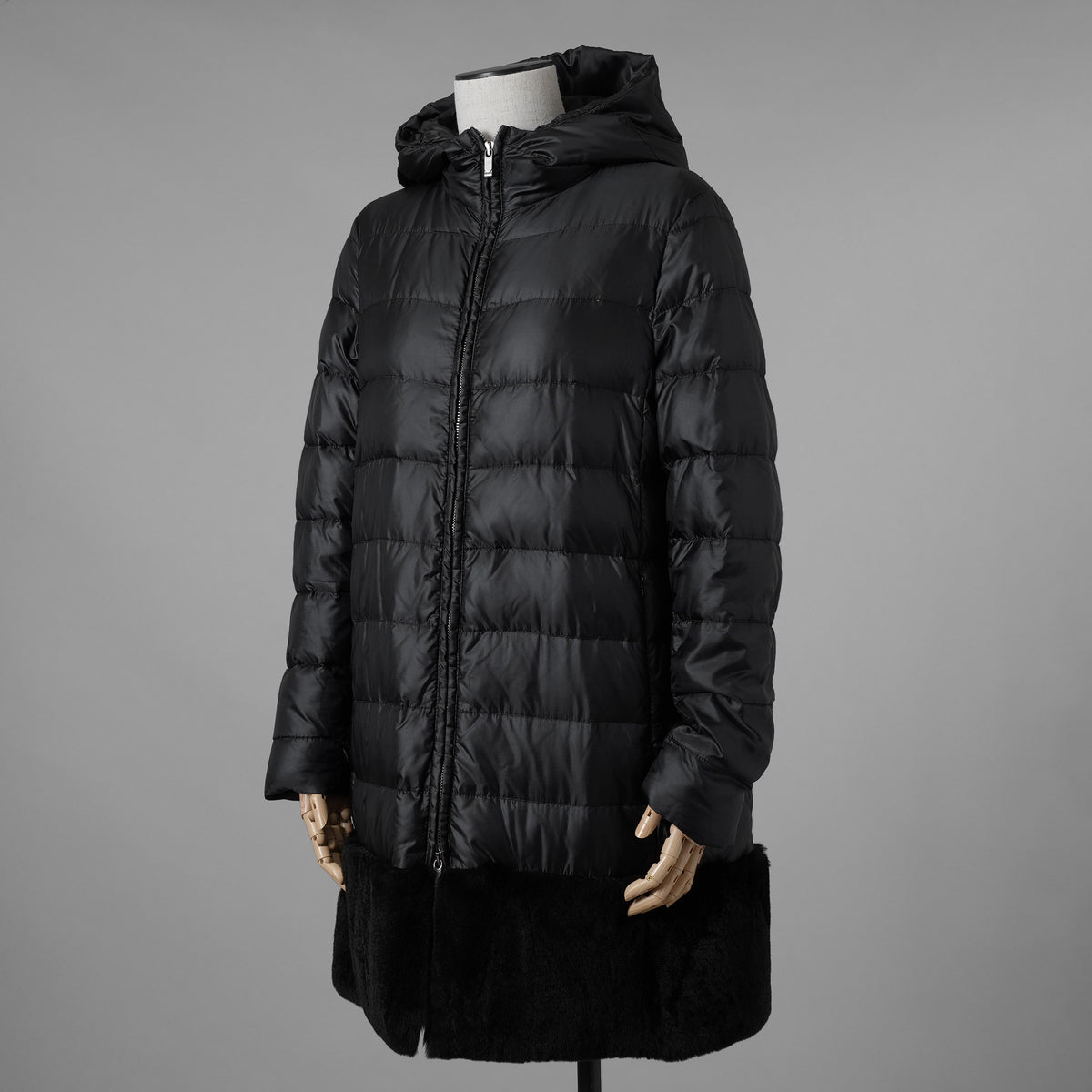 MAX MARA STUDIO マックスマーラ ステュディオ / 美品 ダウンコート アウター/ size 42 (BLACK) レディース  352096-yng