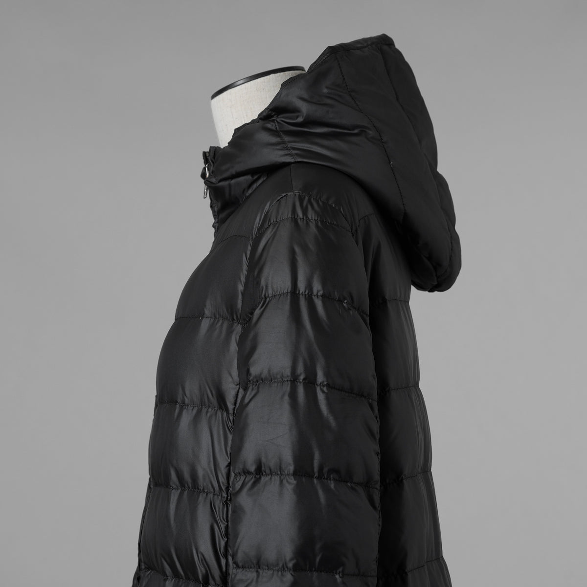 MAX MARA STUDIO マックスマーラ ステュディオ / 美品 ダウンコート アウター/ size 42 (BLACK) レディース  352096-yng