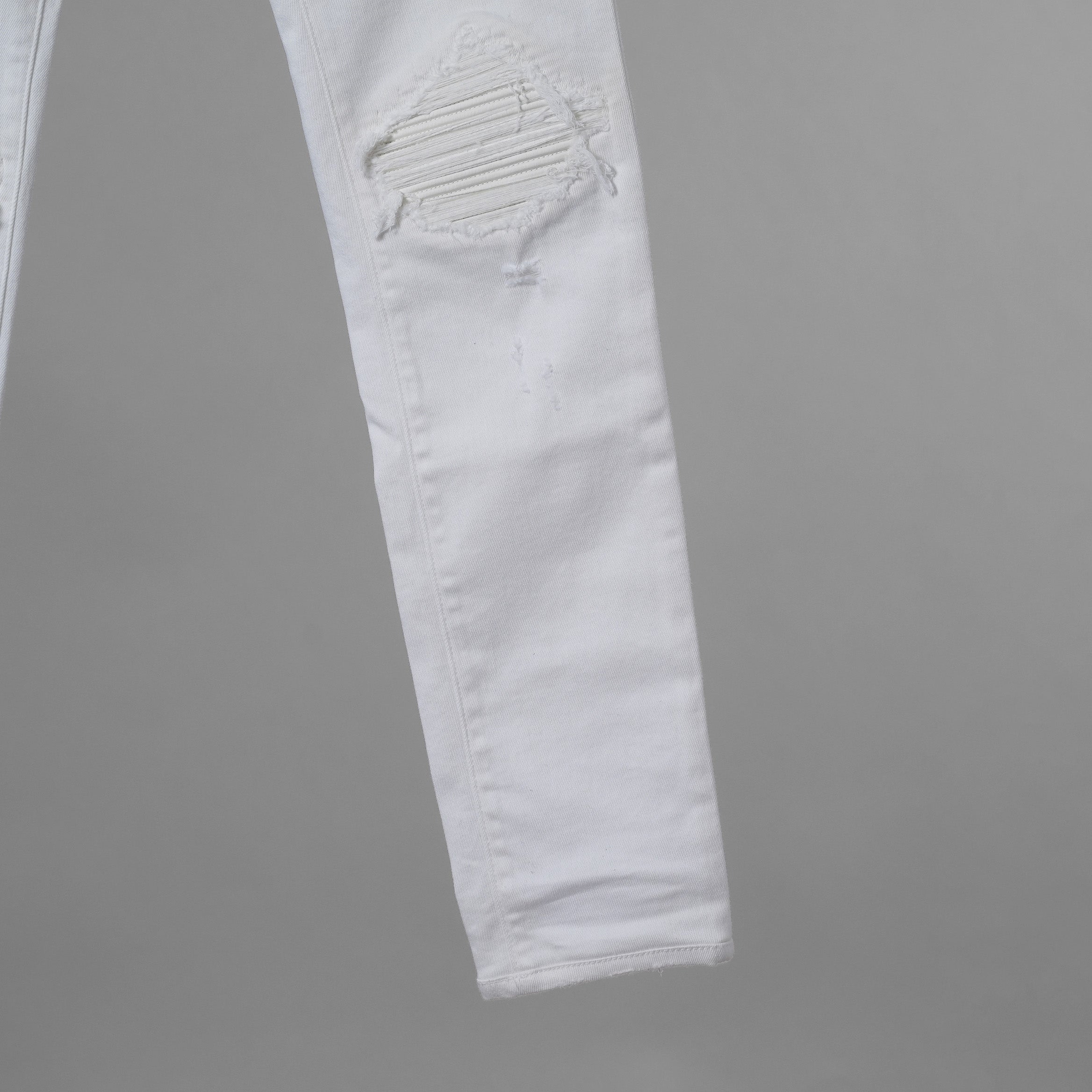 AMIRI アミリ / MX1 クラッシュ リペア加工 スキニー デニム パンツ / size 30 (WHITE) 352098-in-ue