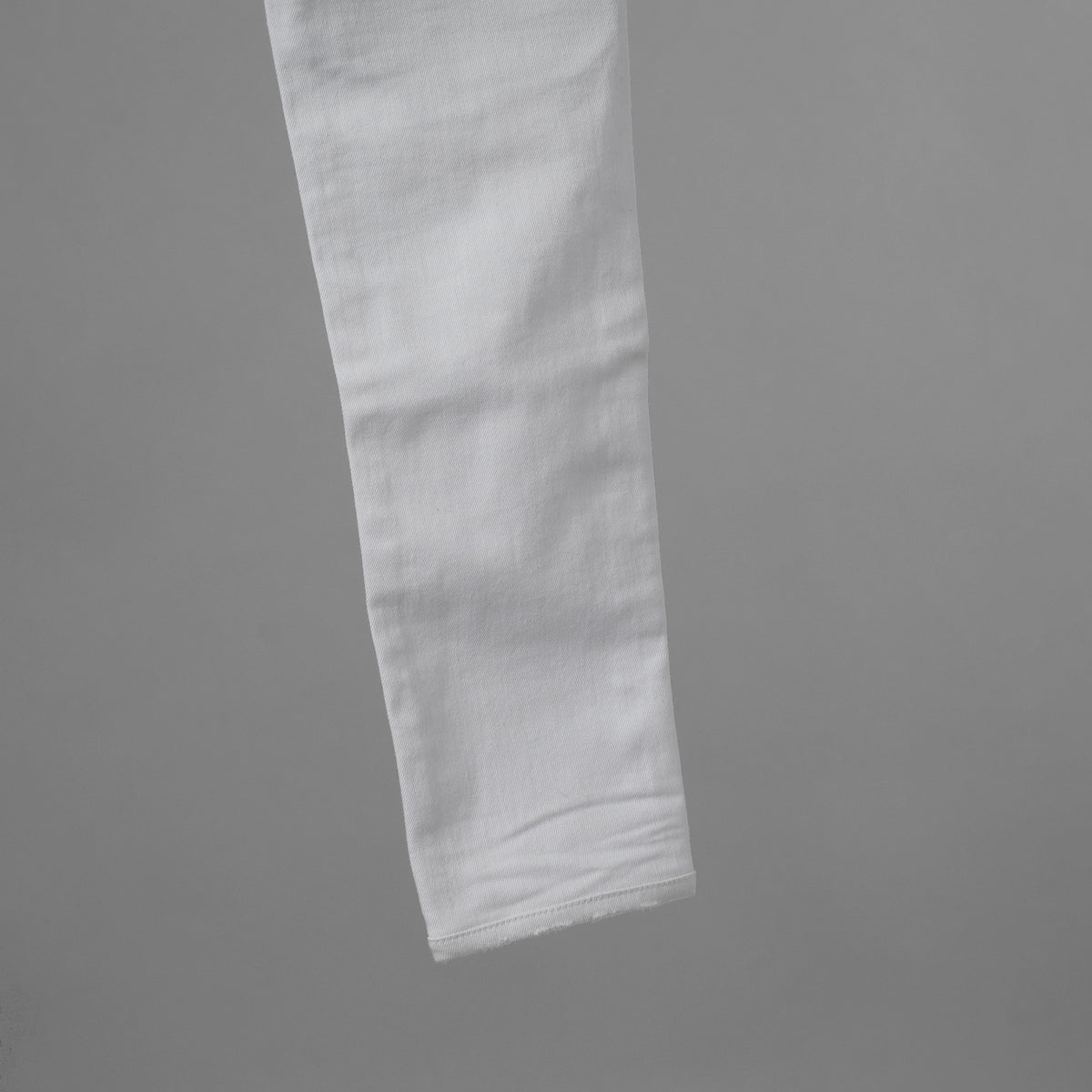 AMIRI アミリ / MX1 クラッシュ リペア加工 スキニー デニム パンツ / size 30 (WHITE) 352098-in-ue