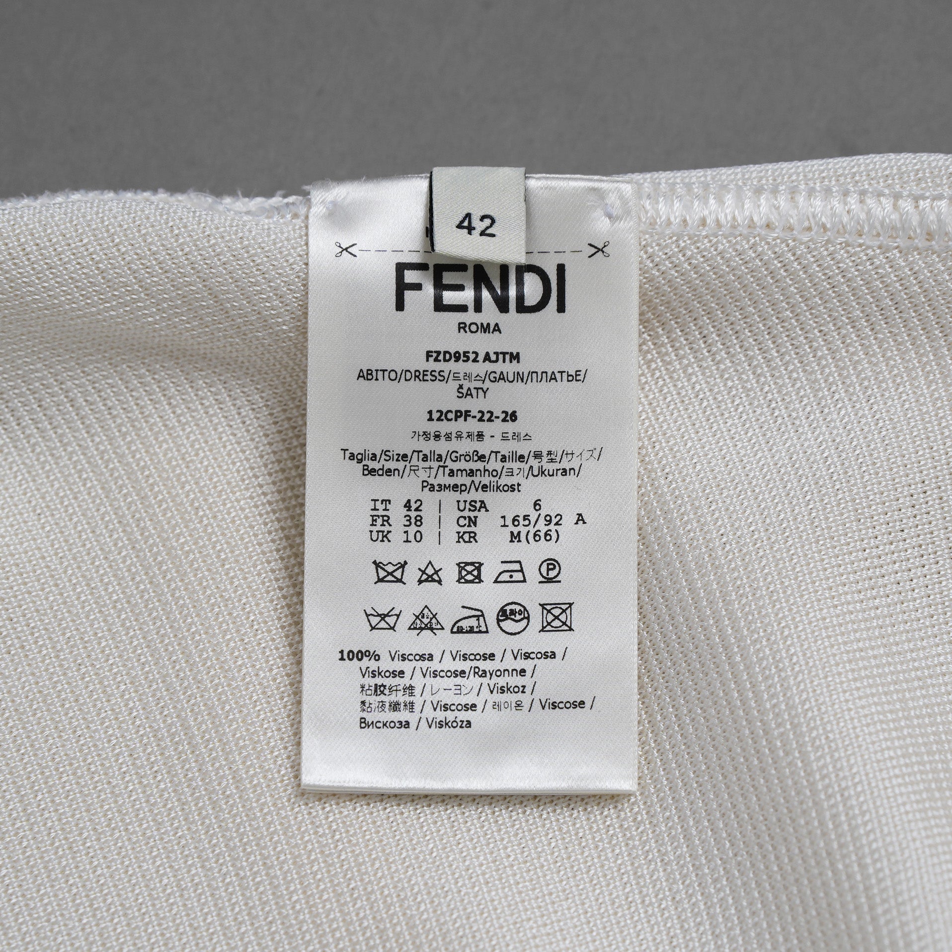 FENDACE フェンダーチェ FENDI x VERSACE コラボ / 美品 22SS セーフティピン ニットミニドレス / ワンピース / FZD952 AJTM / size 42 (IVORY）
