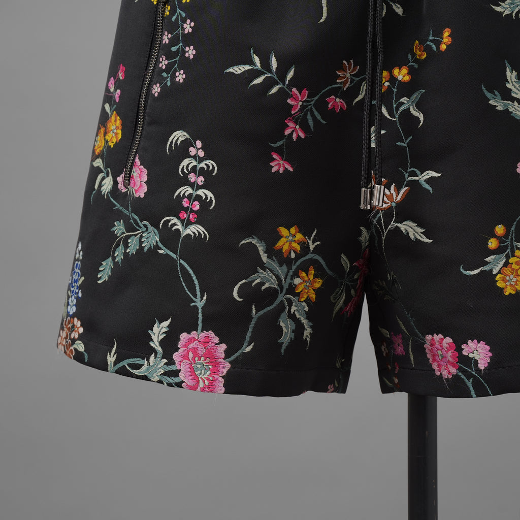 Christian Dior クリスチャンディオール / 美品 23SS ランウェイ look64 / 花柄刺繍 ブラックフローラル イージー / ショート パンツ / 327P16A2700 / size 40 (BLACK) レディース